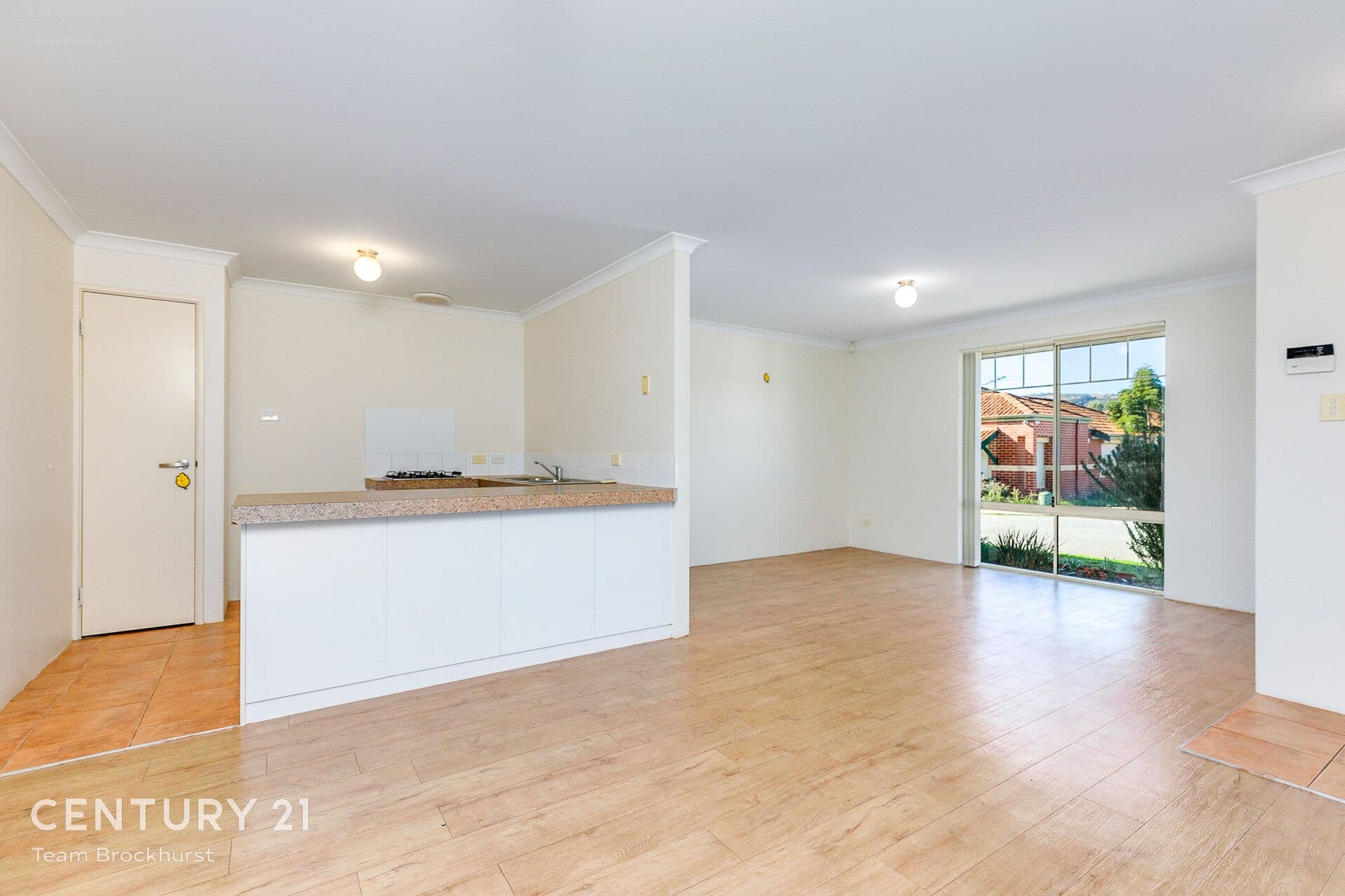 19/33 Seaforth Avenue, Gosnells, WA, 6110, Gosnells - Thumbnail 2