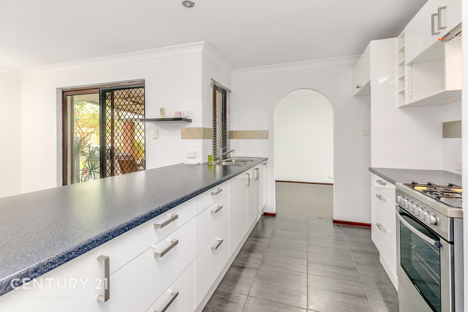 7/10 Warton Rd, Huntingdale, WA, 6110, Gosnells - Thumbnail 2