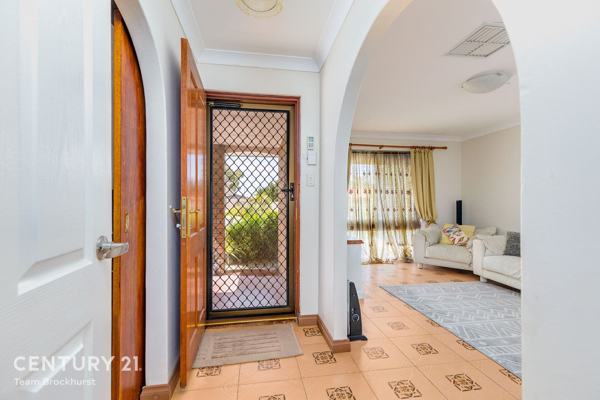 7/10 Warton Rd, Huntingdale, WA, 6110, Thornlie - Thumbnail 5