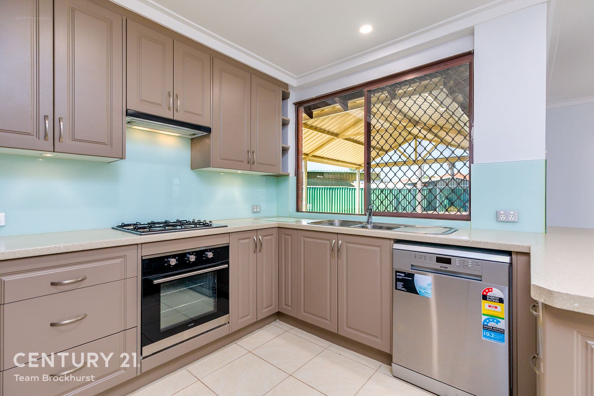 7/10 Warton Rd, Huntingdale, WA, 6110, Huntingdale - Thumbnail 2