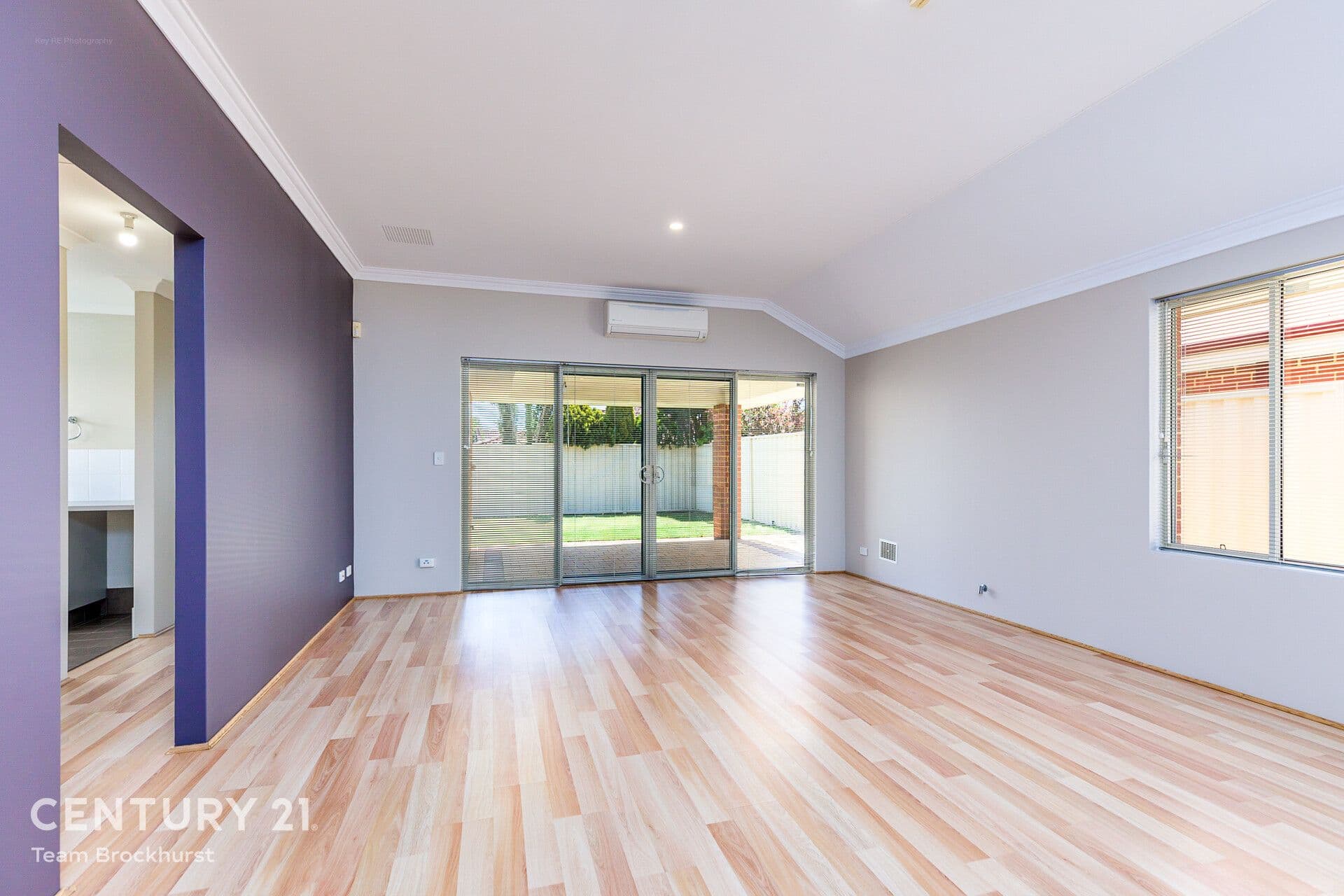 1/11 Judges Court, Huntingdale, WA, 6110, Huntingdale - Thumbnail 3
