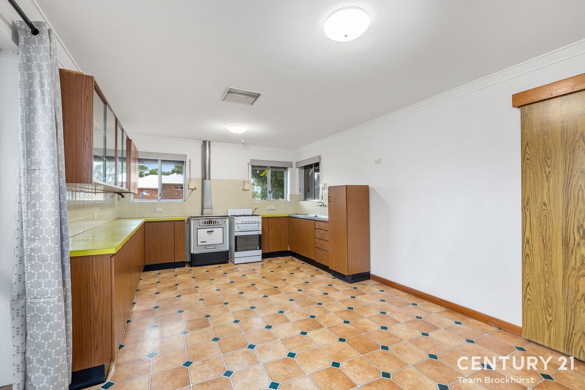 7/10 Warton Rd, Huntingdale, WA, 6110, Koorda - Thumbnail 8