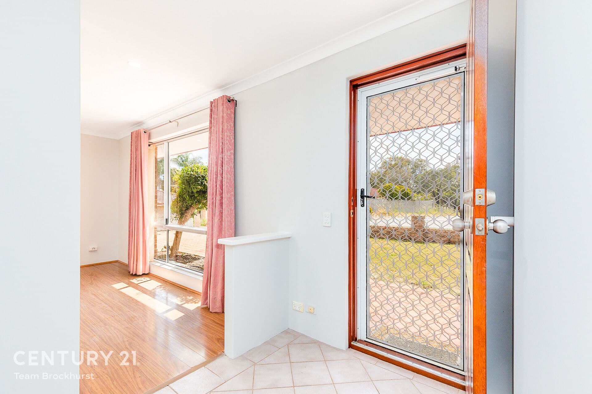 7/10 Warton Rd, Huntingdale, WA, 6110, Doreen - Thumbnail 5