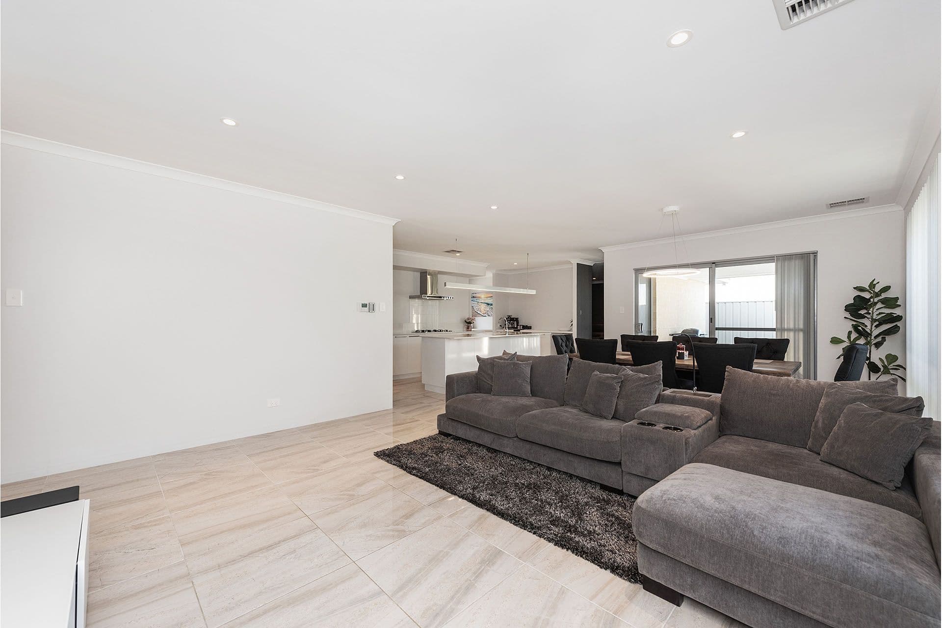 7/10 Warton Rd, Huntingdale, WA, 6110, Golden Bay - Thumbnail 3