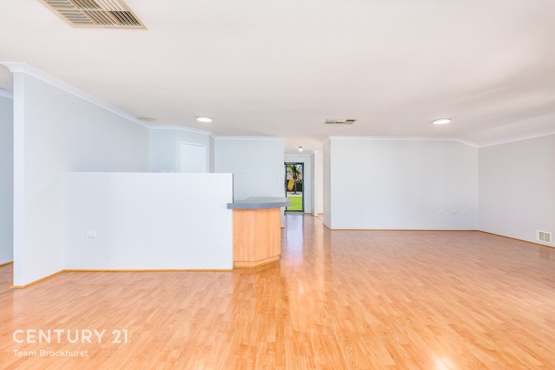 7/10 Warton Rd, Huntingdale, WA, 6110, Huntingdale - Thumbnail 3