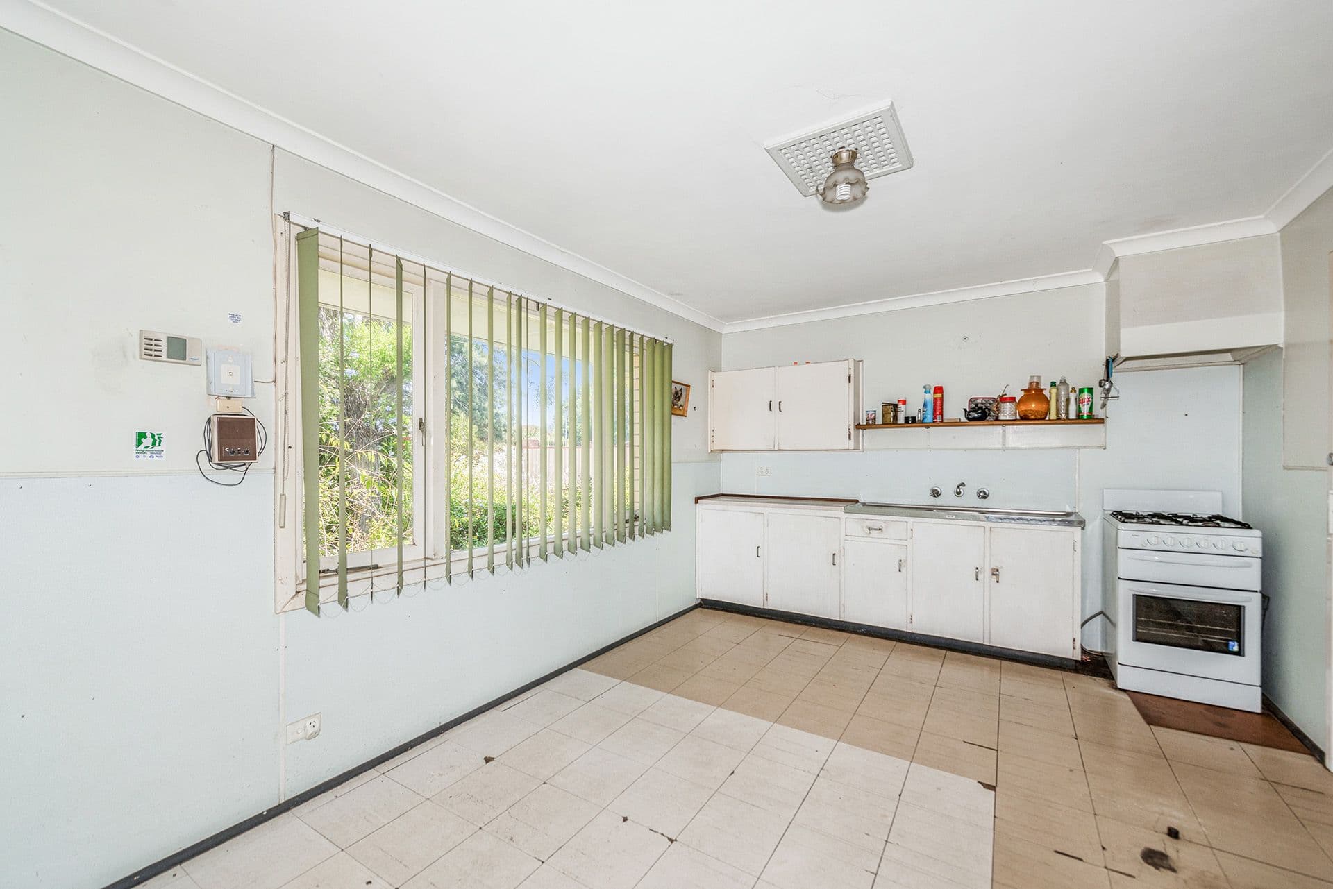 7/10 Warton Rd, Huntingdale, WA, 6110, Langford - Thumbnail 2