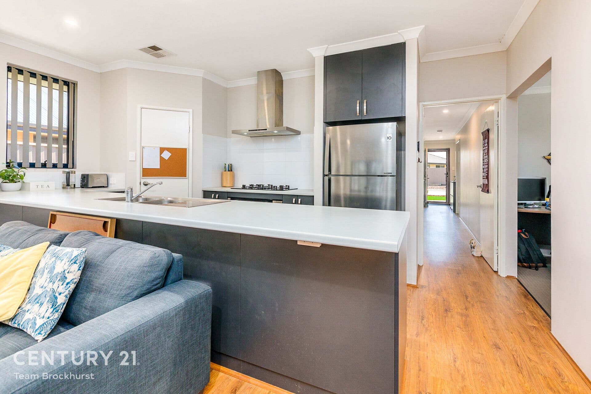 7/10 Warton Rd, Huntingdale, WA, 6110, Martin - Thumbnail 2