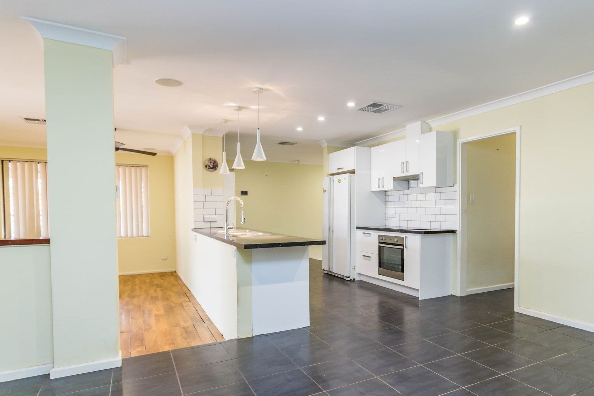 7/10 Warton Rd, Huntingdale, WA, 6110, Swan View - Thumbnail 6
