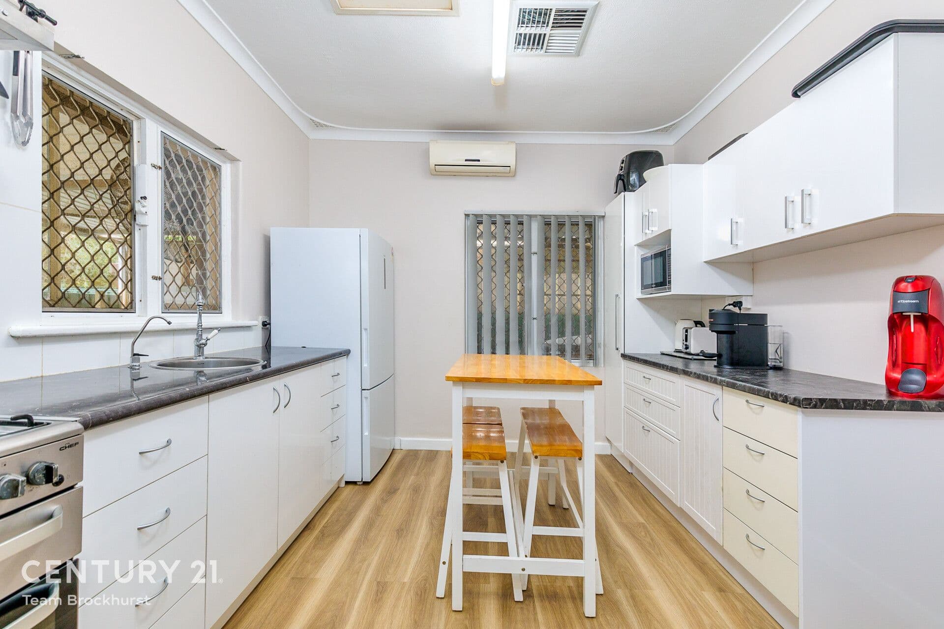 7/10 Warton Rd, Huntingdale, WA, 6110, Thornlie - Thumbnail 2