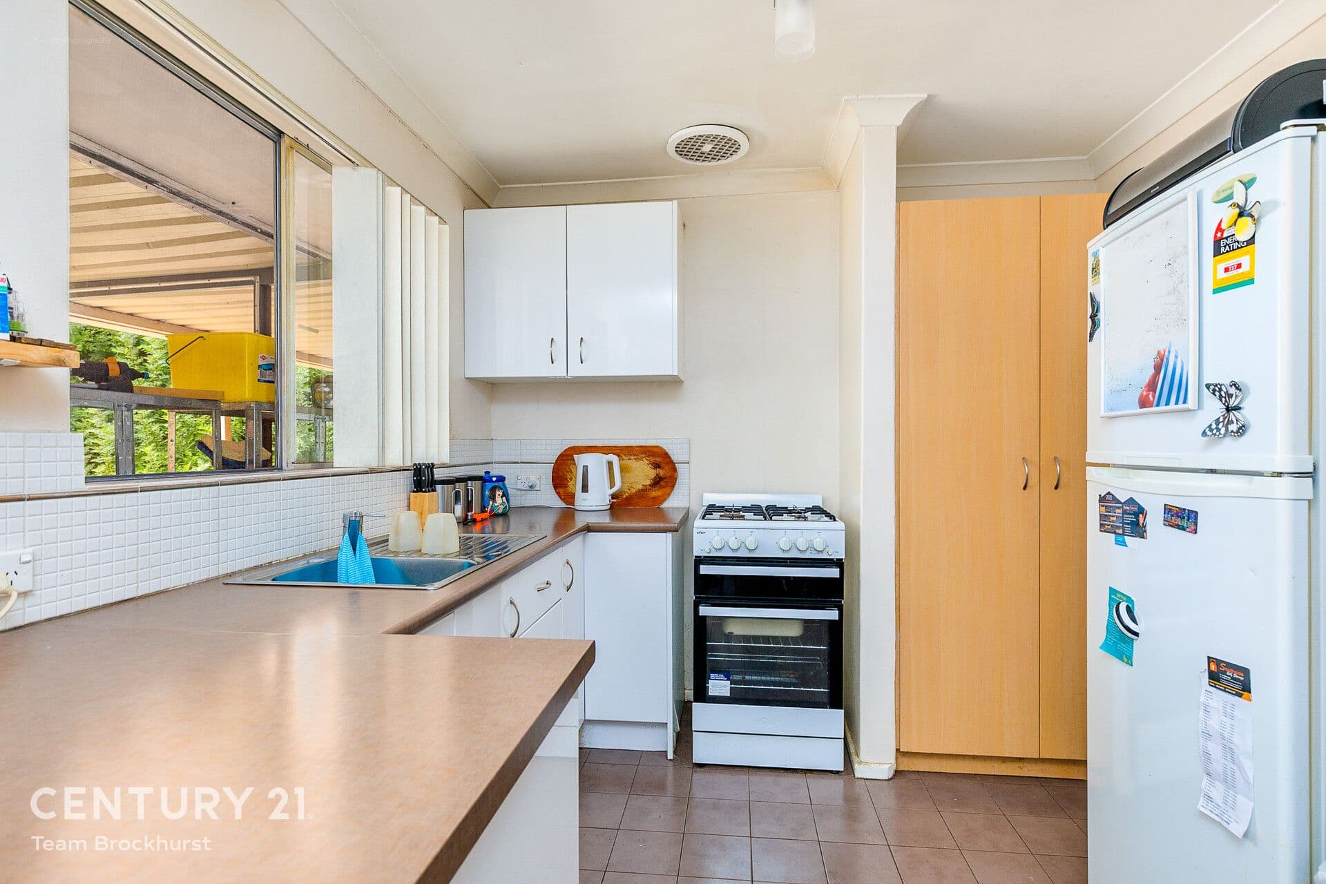7/10 Warton Rd, Huntingdale, WA, 6110, Huntingdale - Image 1