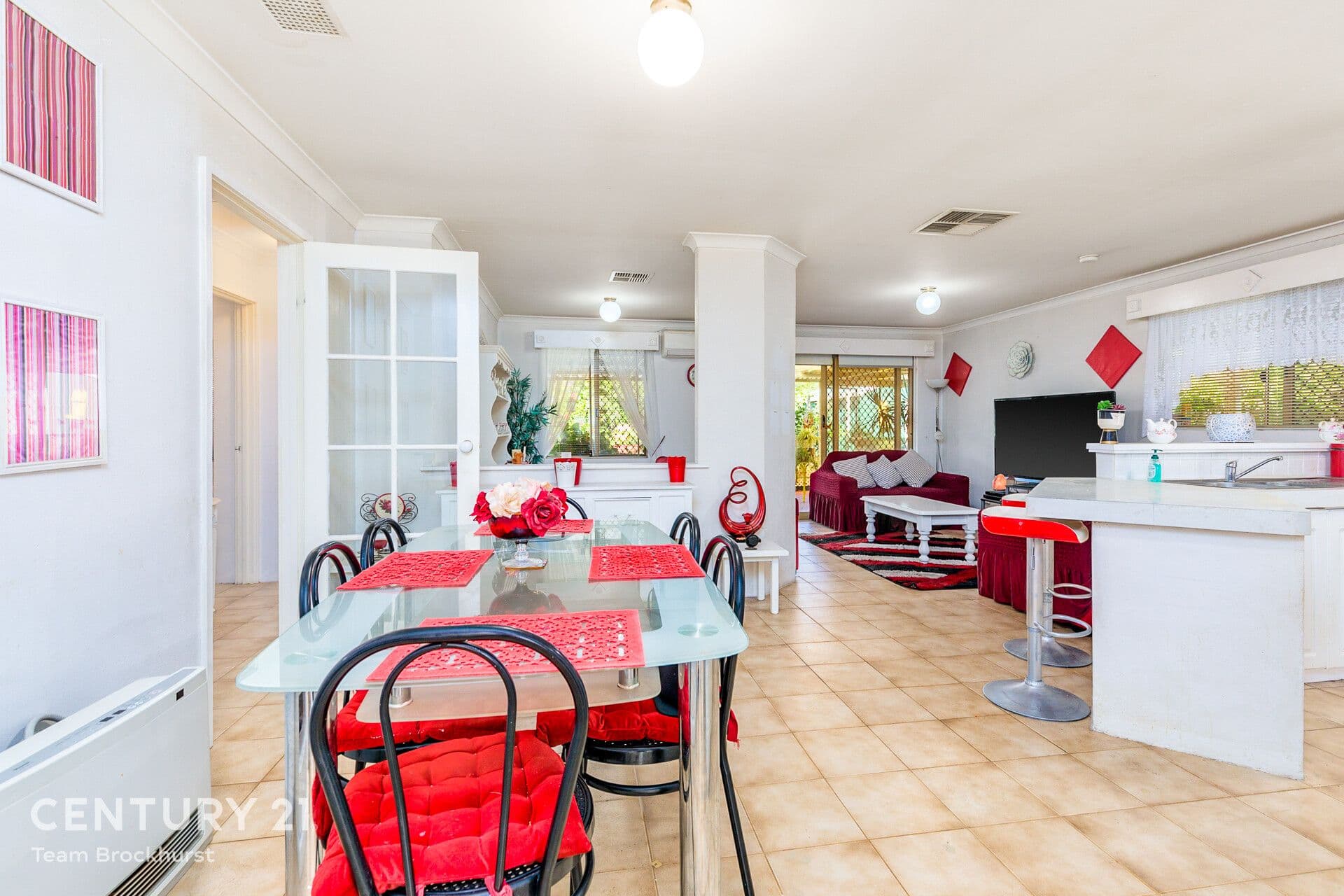 7/10 Warton Rd, Huntingdale, WA, 6110, Huntingdale - Thumbnail 2