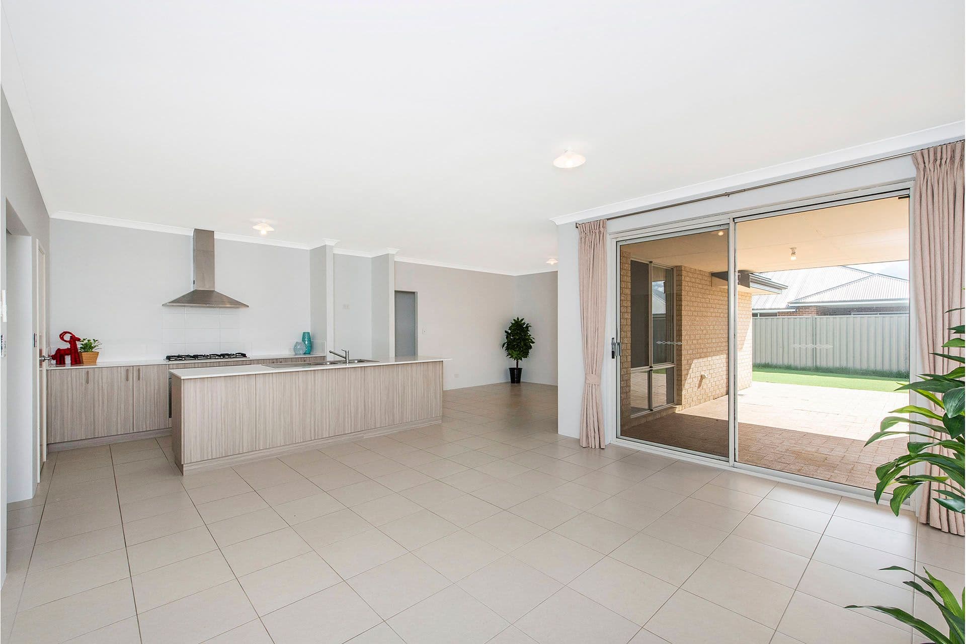 7/10 Warton Rd, Huntingdale, WA, 6110, South Yunderup - Thumbnail 3