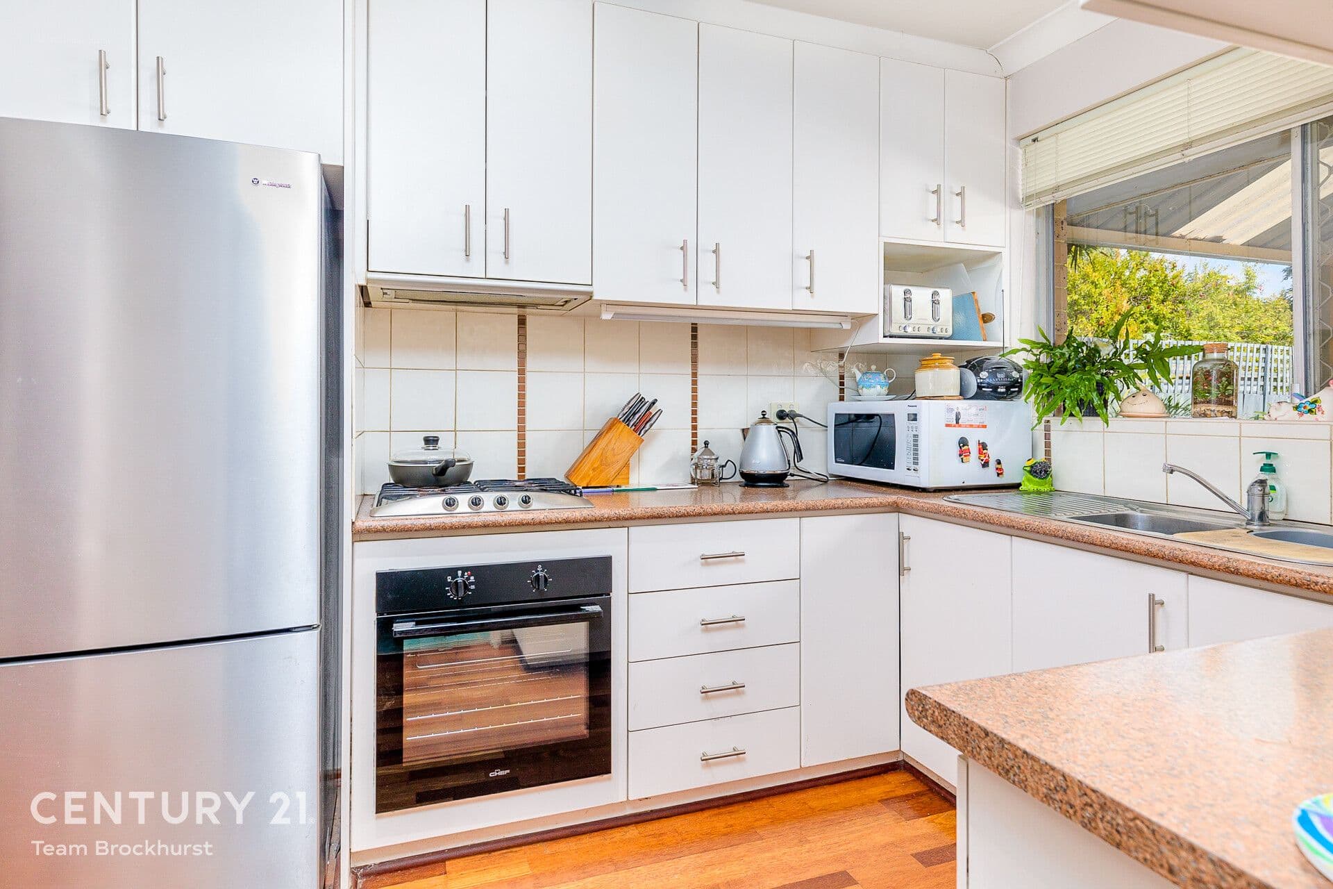 7/10 Warton Rd, Huntingdale, WA, 6110, Parkwood - Thumbnail 2