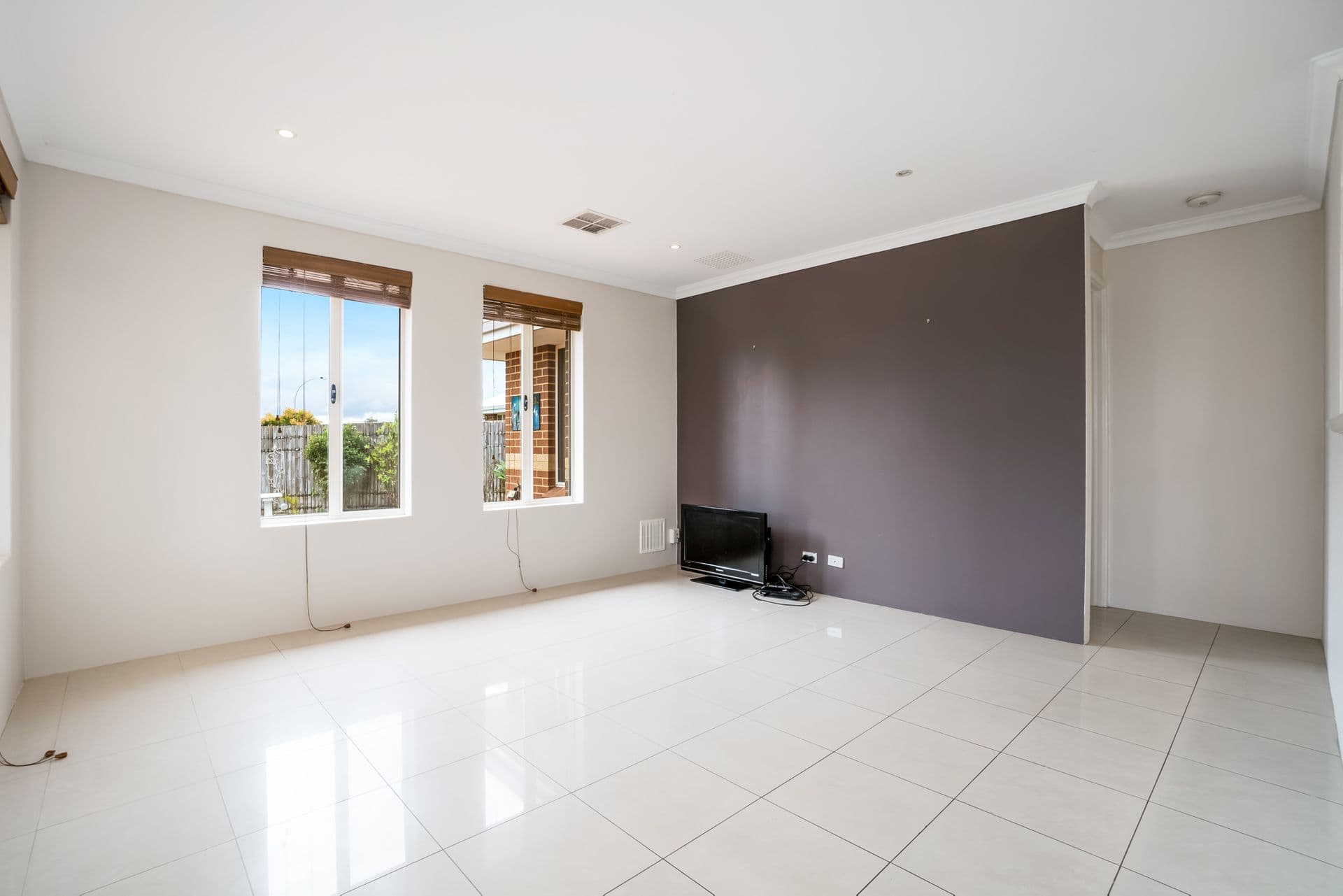 7/10 Warton Rd, Huntingdale, WA, 6110, Ellenbrook - Thumbnail 4