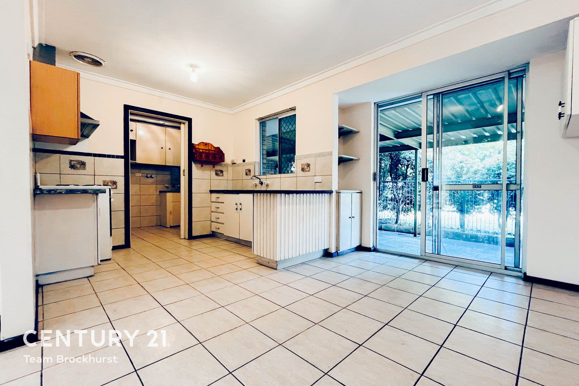 7/10 Warton Rd, Huntingdale, WA, 6110, Huntingdale - Thumbnail 2