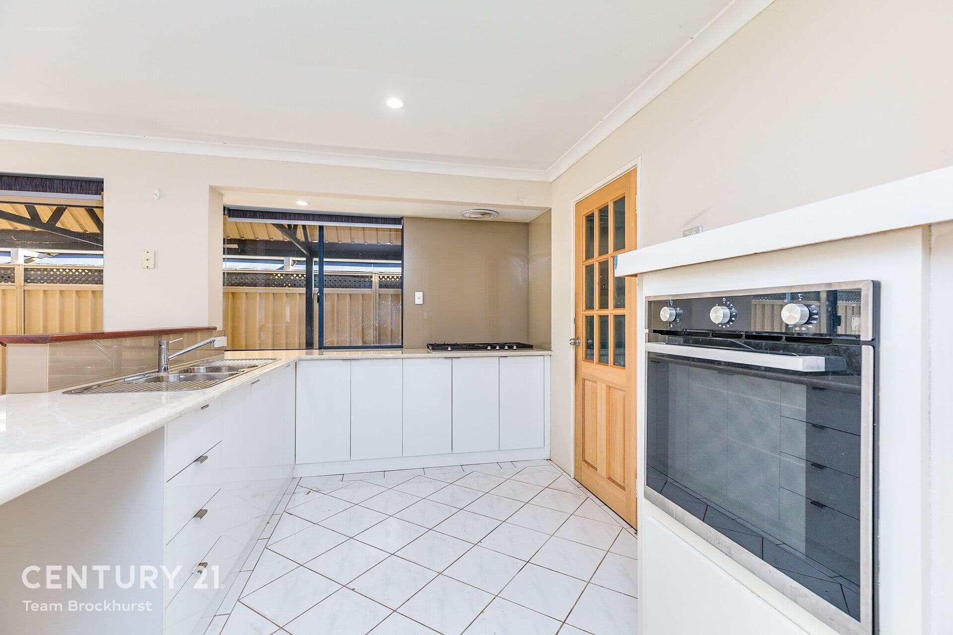 7/10 Warton Rd, Huntingdale, WA, 6110, Huntingdale - Thumbnail 3