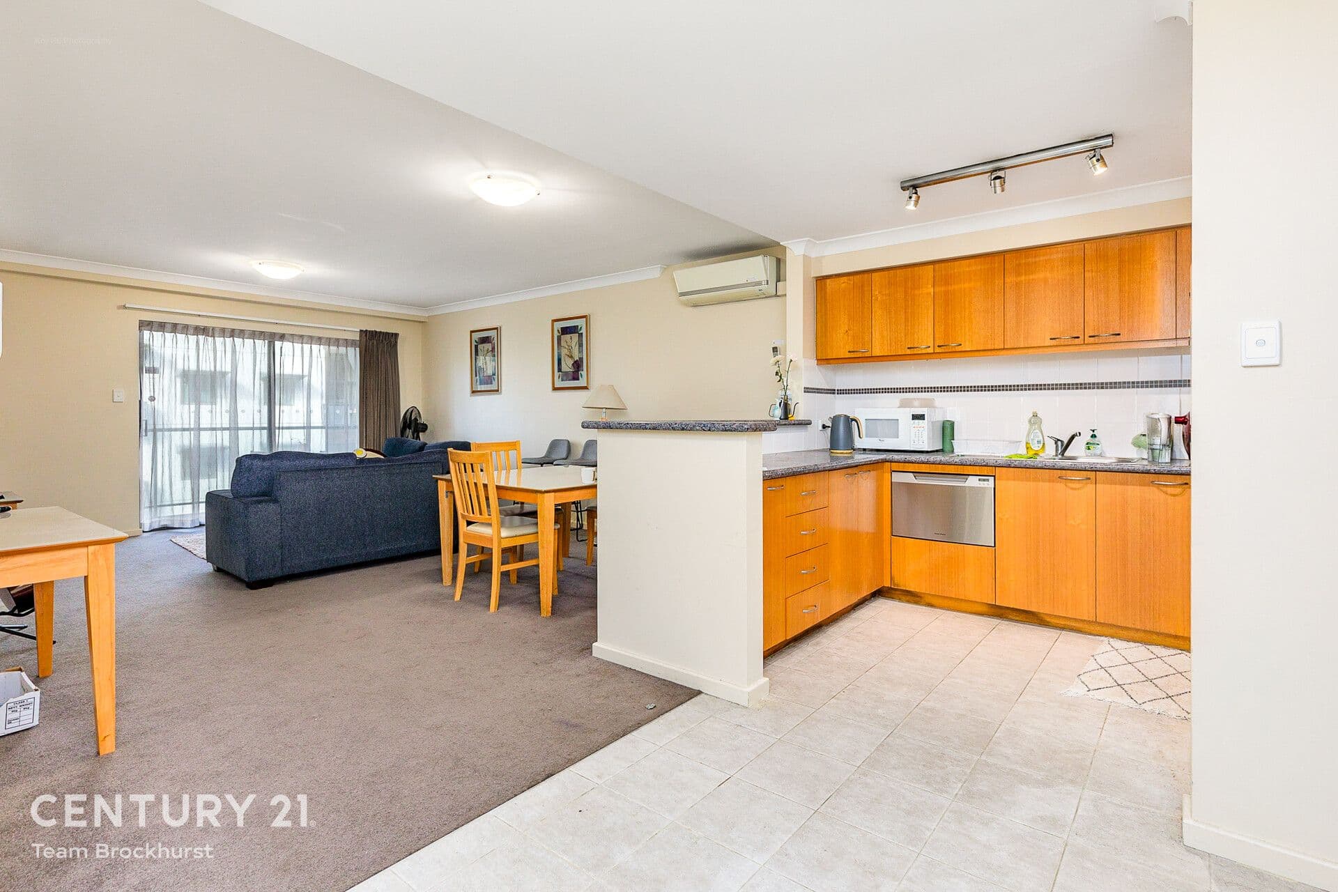 35/128 Mounts Bay Road, Perth, WA, 6000, Perth - Thumbnail 2