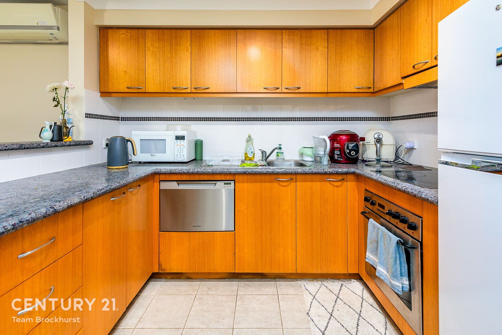 35/128 Mounts Bay Road, Perth, WA, 6000, Perth - Thumbnail 3