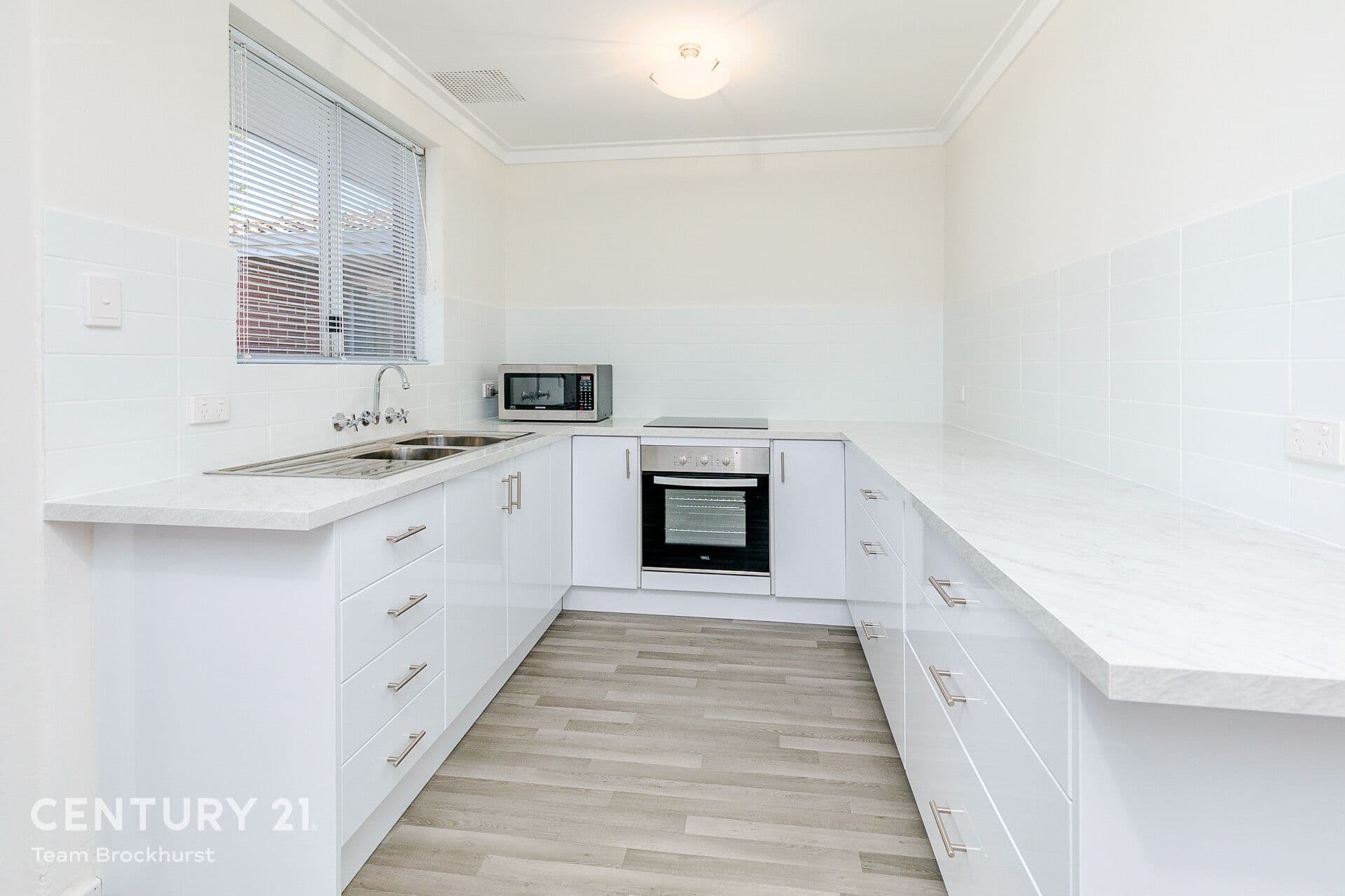 7/10 Warton Rd, Huntingdale, WA, 6110, Maddington - Thumbnail 2