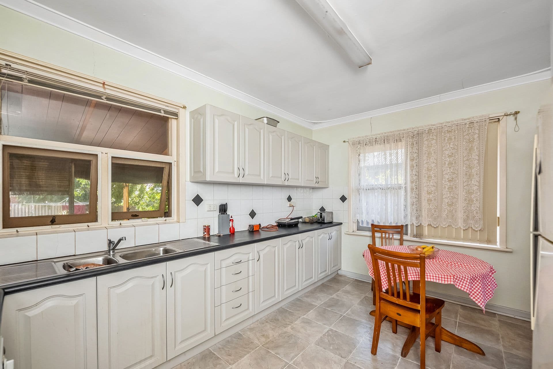 7/10 Warton Rd, Huntingdale, WA, 6110, Kewdale - Thumbnail 3