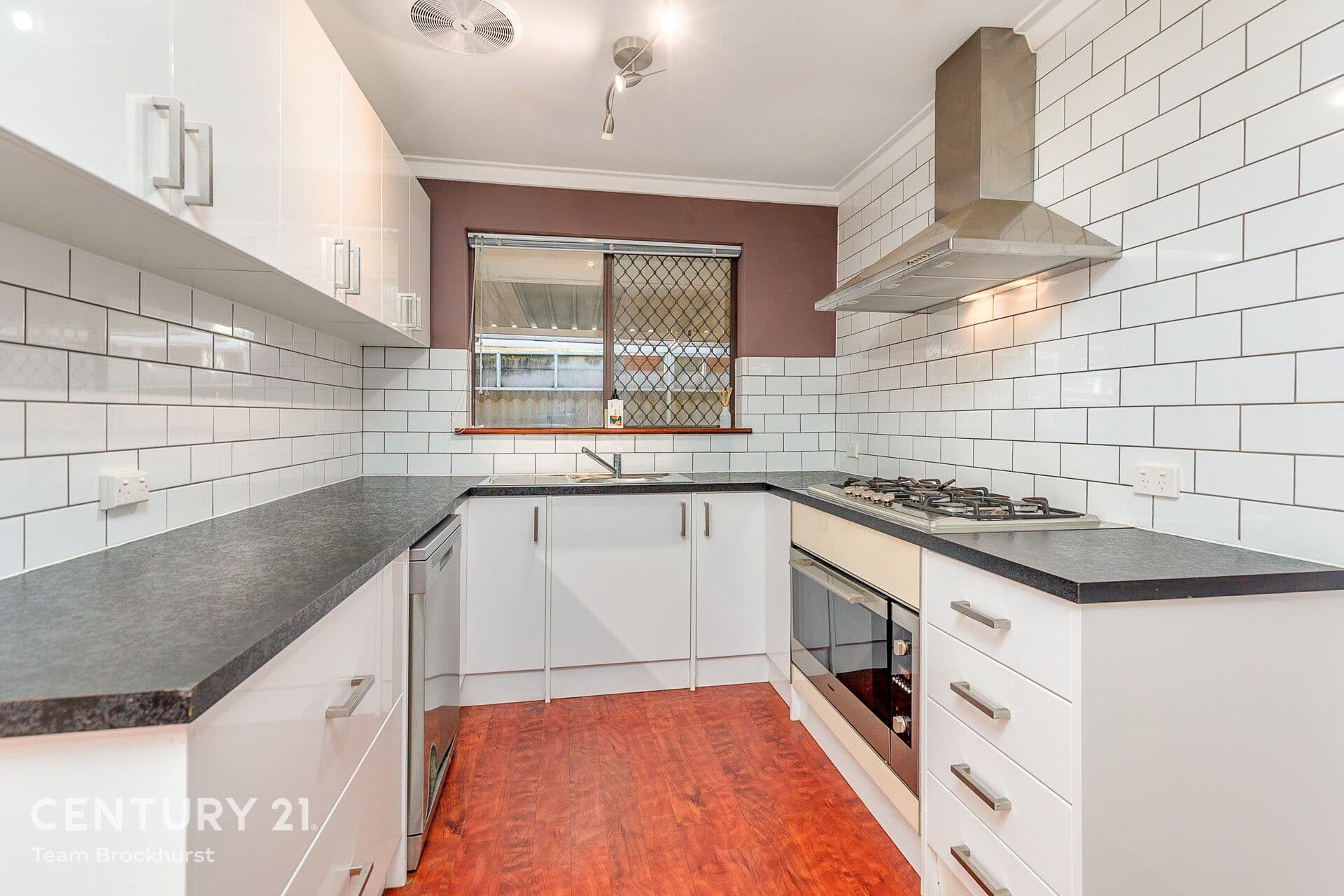 7/10 Warton Rd, Huntingdale, WA, 6110, Armadale - Thumbnail 2