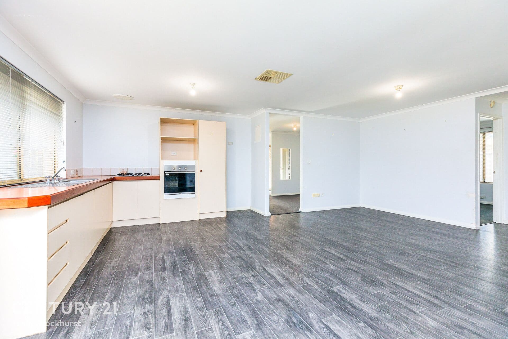 7/10 Warton Rd, Huntingdale, WA, 6110, Gosnells - Thumbnail 2