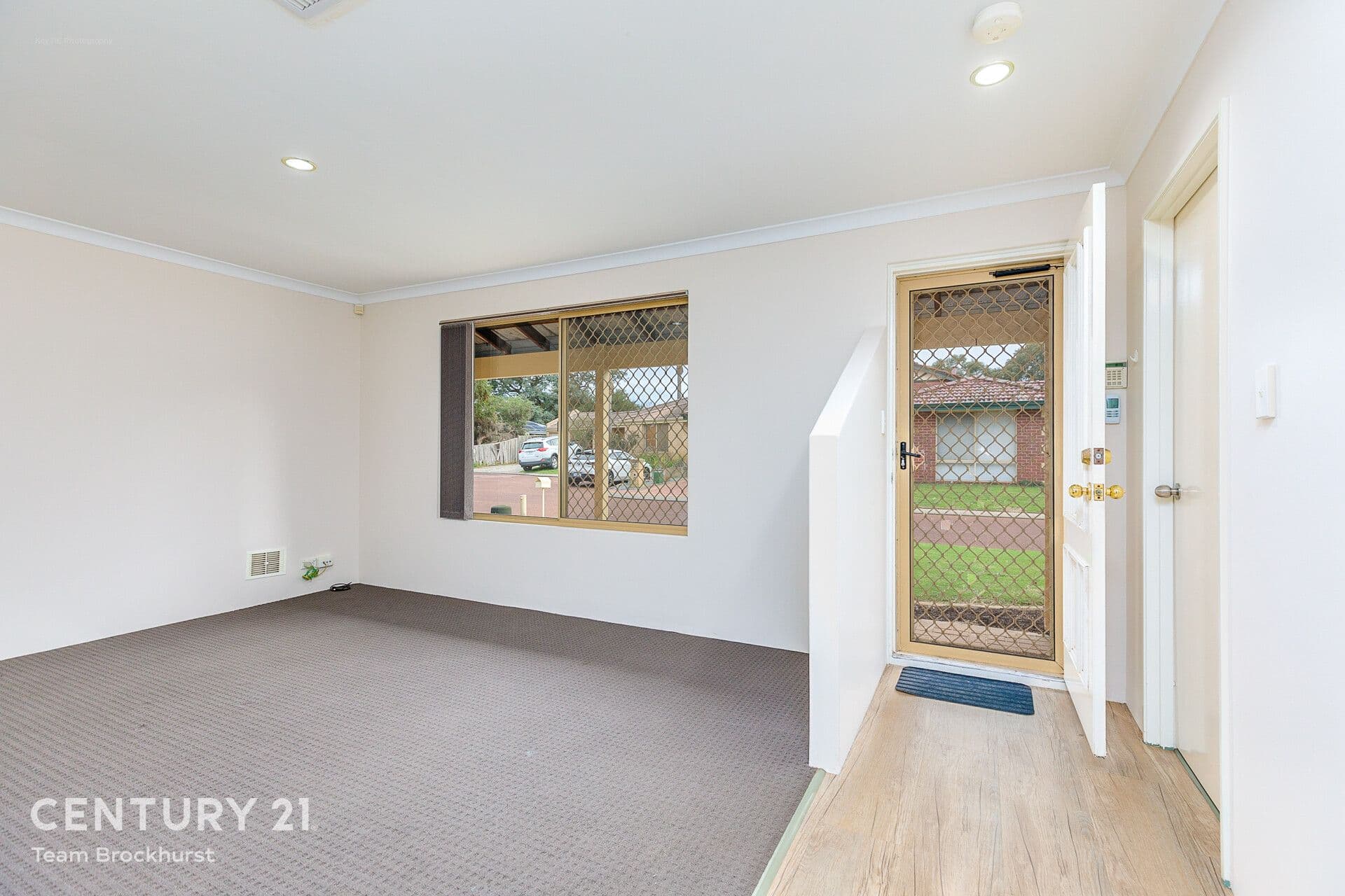 4 Hillview Court, Gosnells, WA, 6110, Gosnells - Thumbnail 5