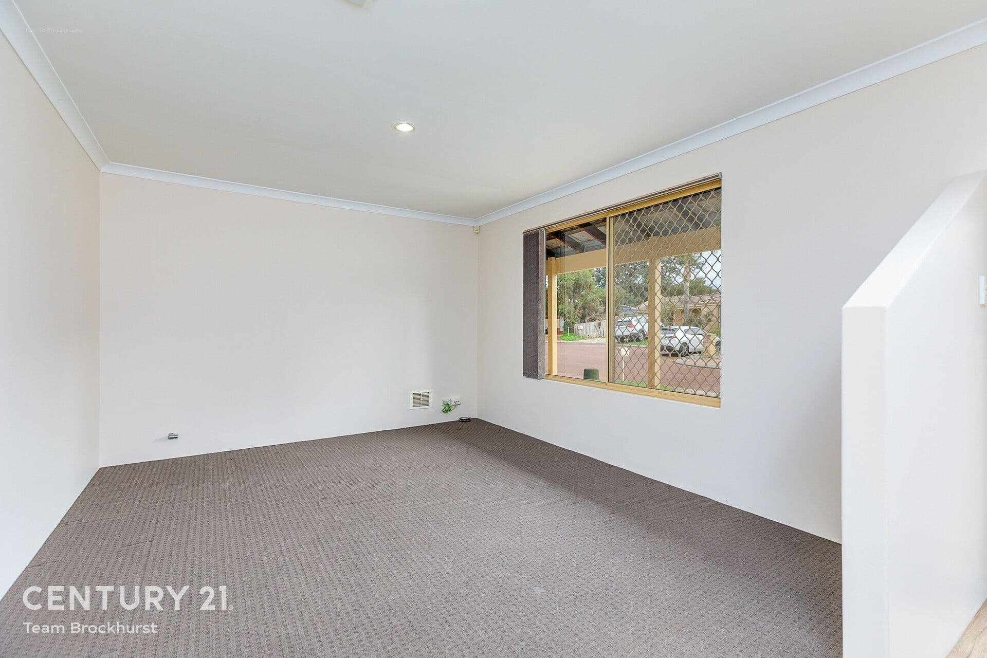 4 Hillview Court, Gosnells, WA, 6110, Gosnells - Thumbnail 7