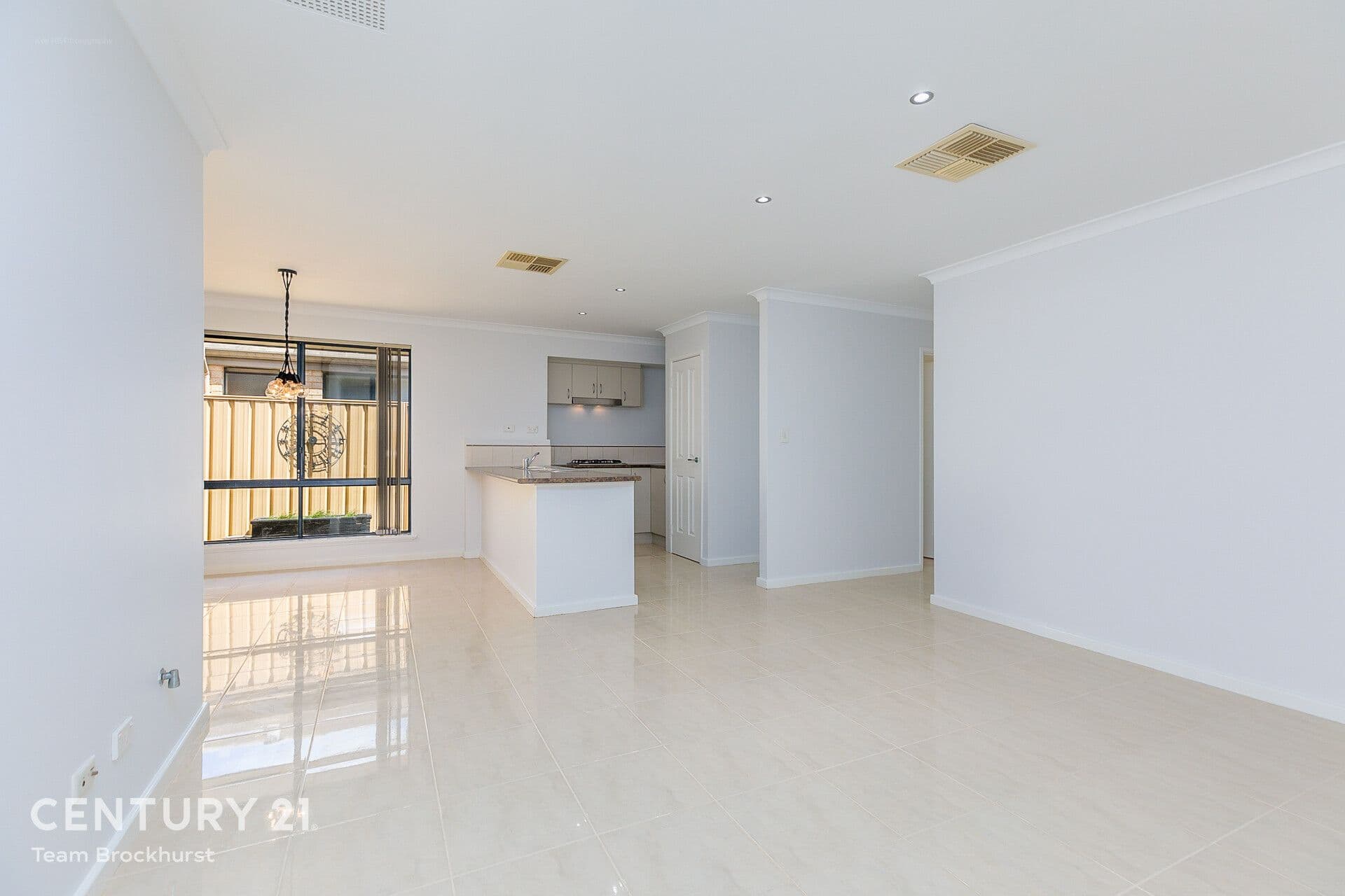 7/10 Warton Rd, Huntingdale, WA, 6110, Southern River - Thumbnail 6
