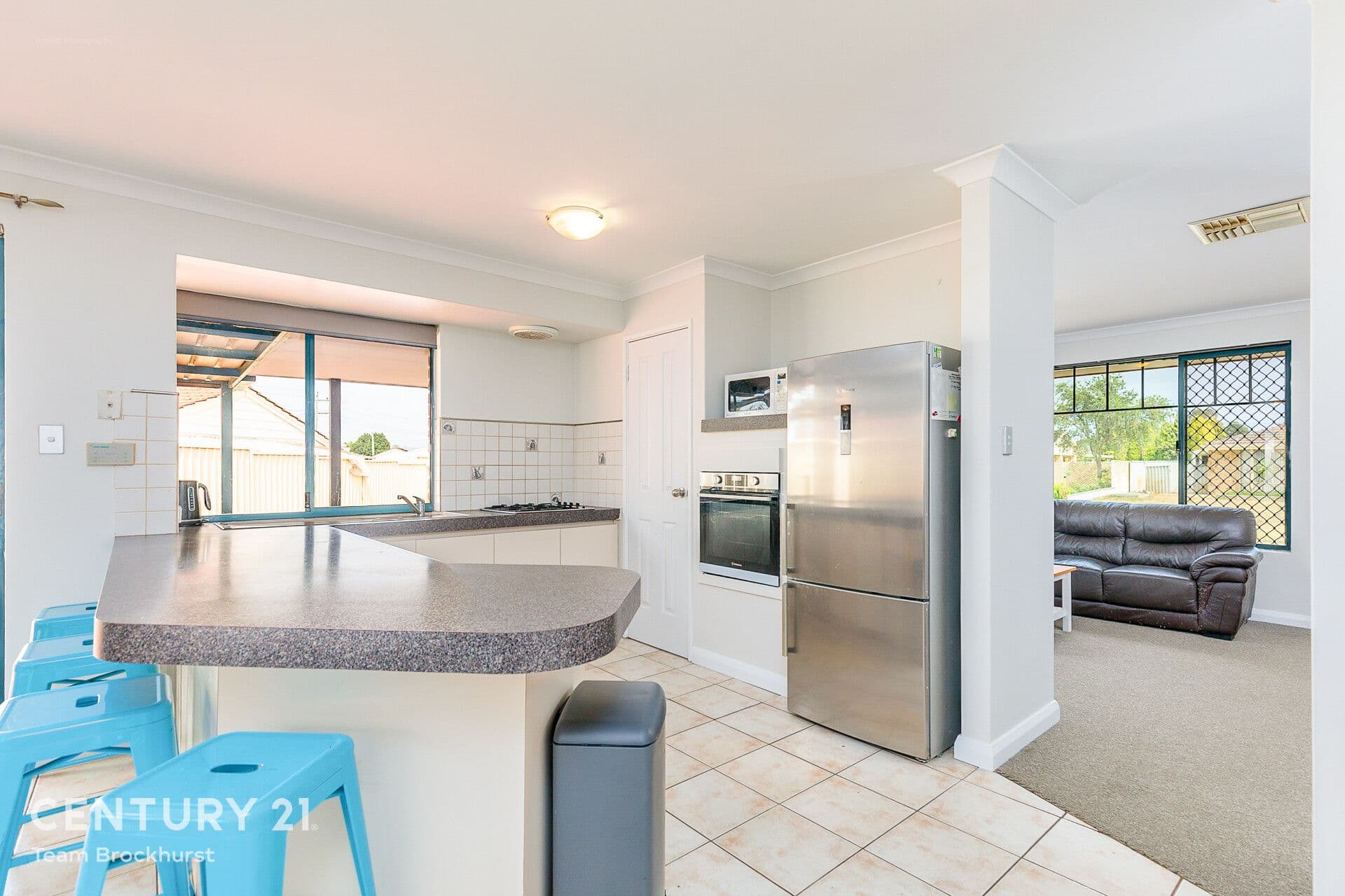 7/10 Warton Rd, Huntingdale, WA, 6110, Huntingdale - Thumbnail 2