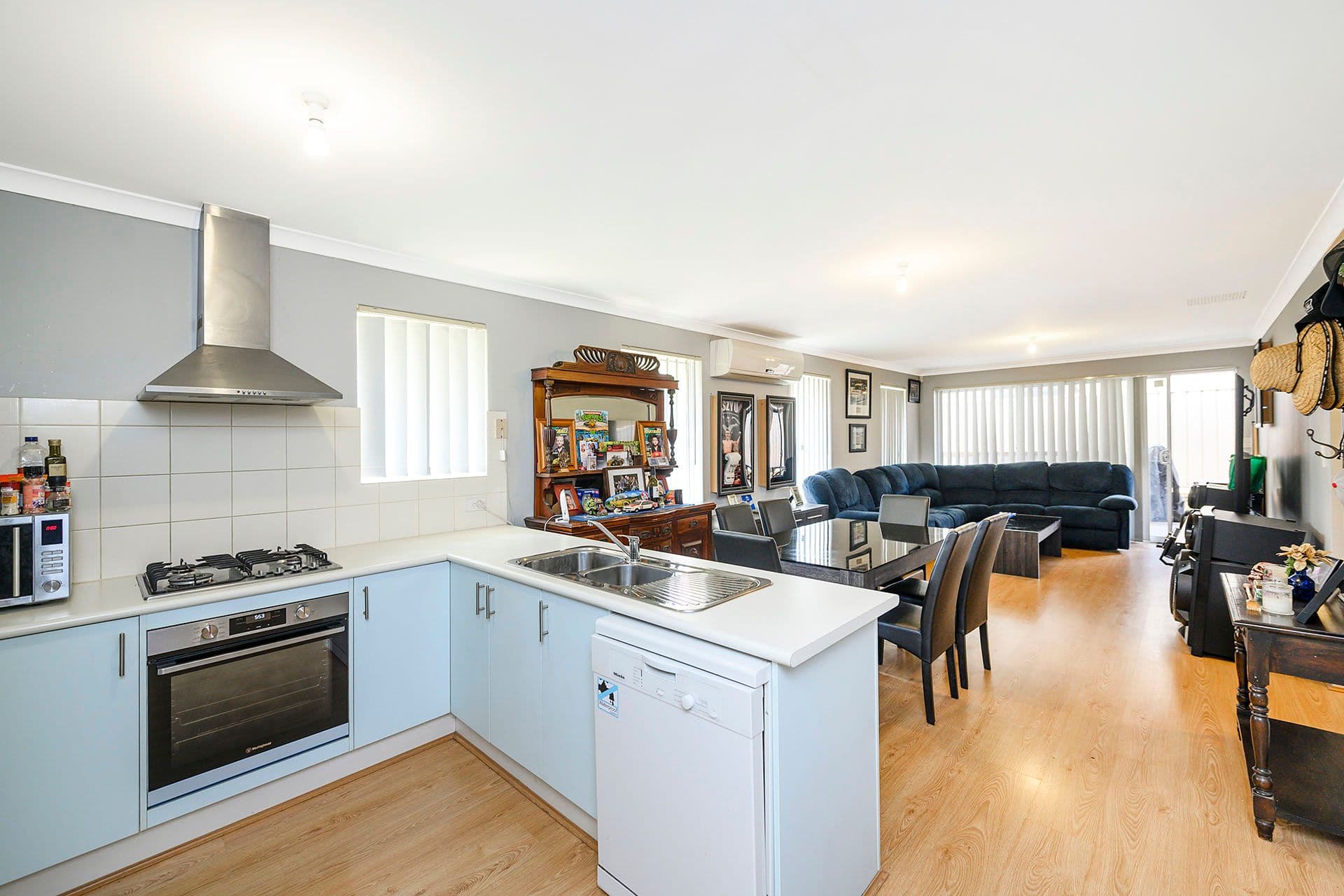 7/10 Warton Rd, Huntingdale, WA, 6110, Brookdale - Image 1