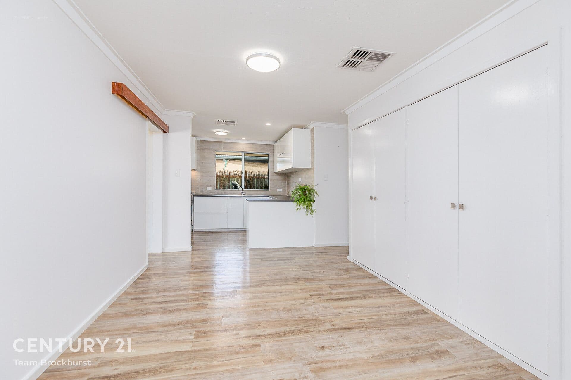 7/10 Warton Rd, Huntingdale, WA, 6110, Thornlie - Thumbnail 8