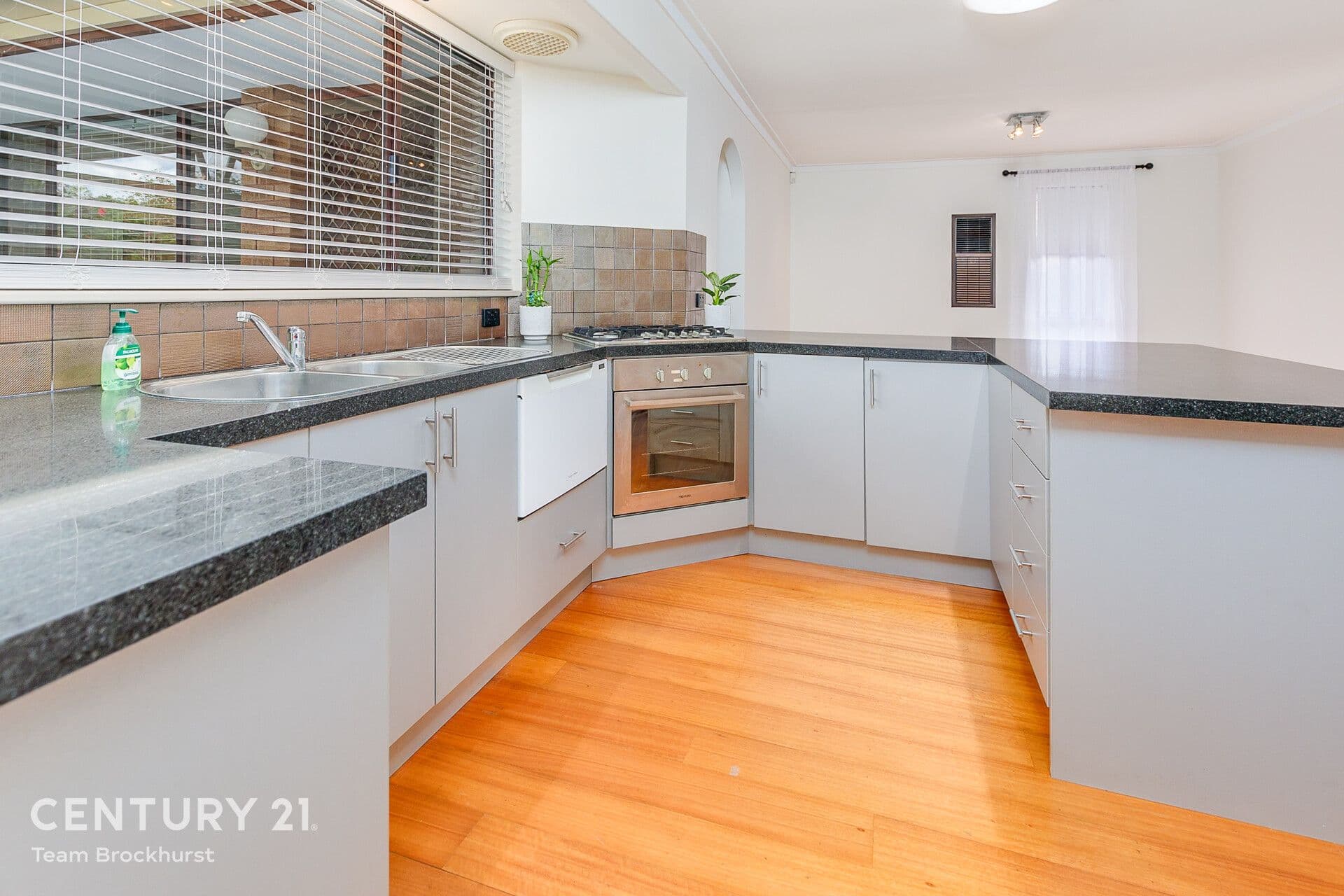 7/10 Warton Rd, Huntingdale, WA, 6110, Ferndale - Thumbnail 3