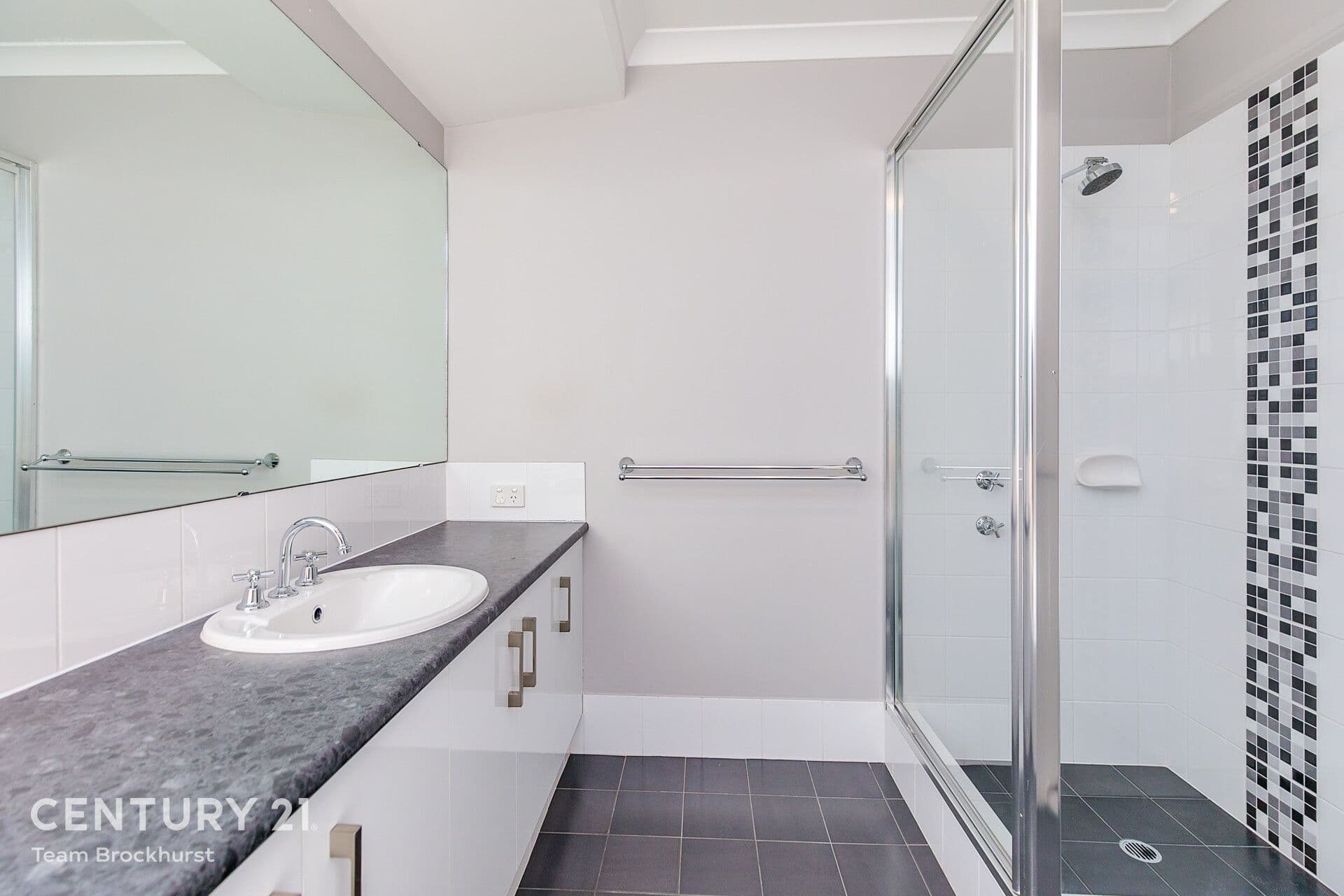 7/10 Warton Rd, Huntingdale, WA, 6110, Hilbert - Thumbnail 7
