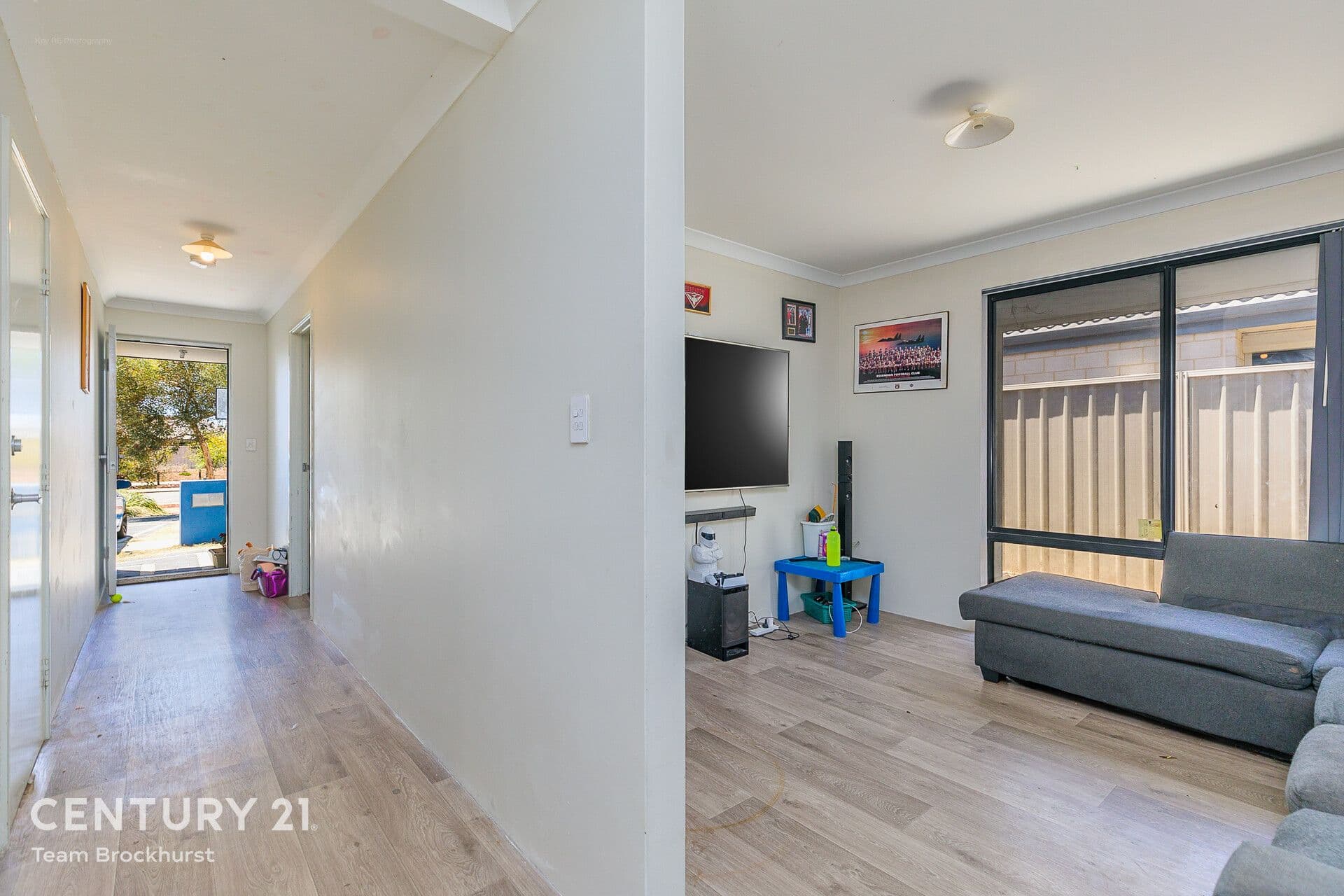 7/10 Warton Rd, Huntingdale, WA, 6110, Haynes - Thumbnail 2