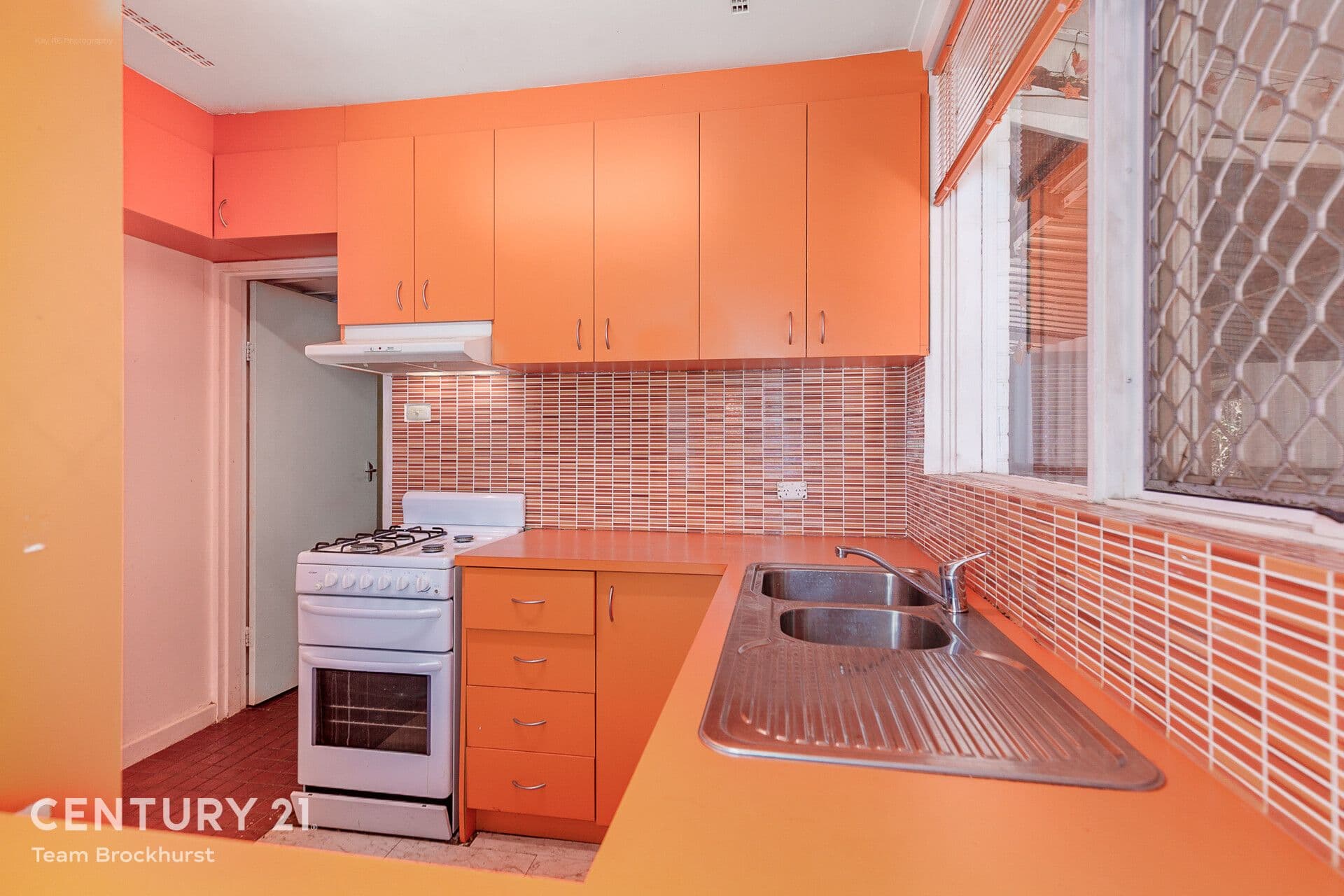 7/10 Warton Rd, Huntingdale, WA, 6110, Maddington - Thumbnail 2