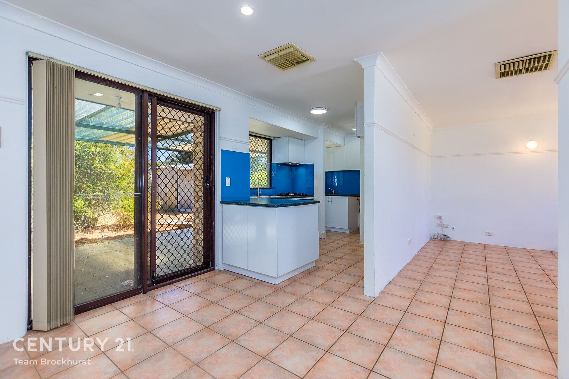 7/10 Warton Rd, Huntingdale, WA, 6110, Huntingdale - Thumbnail 8