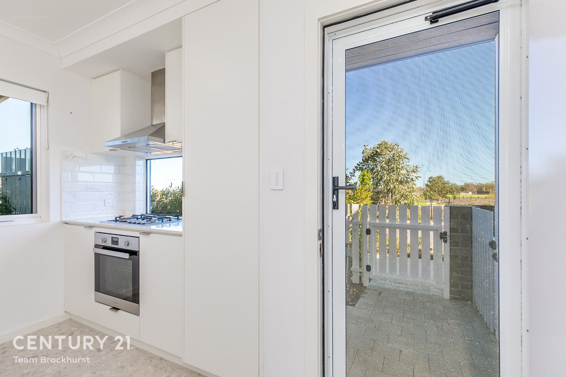 7/10 Warton Rd, Huntingdale, WA, 6110, Hilbert - Thumbnail 5