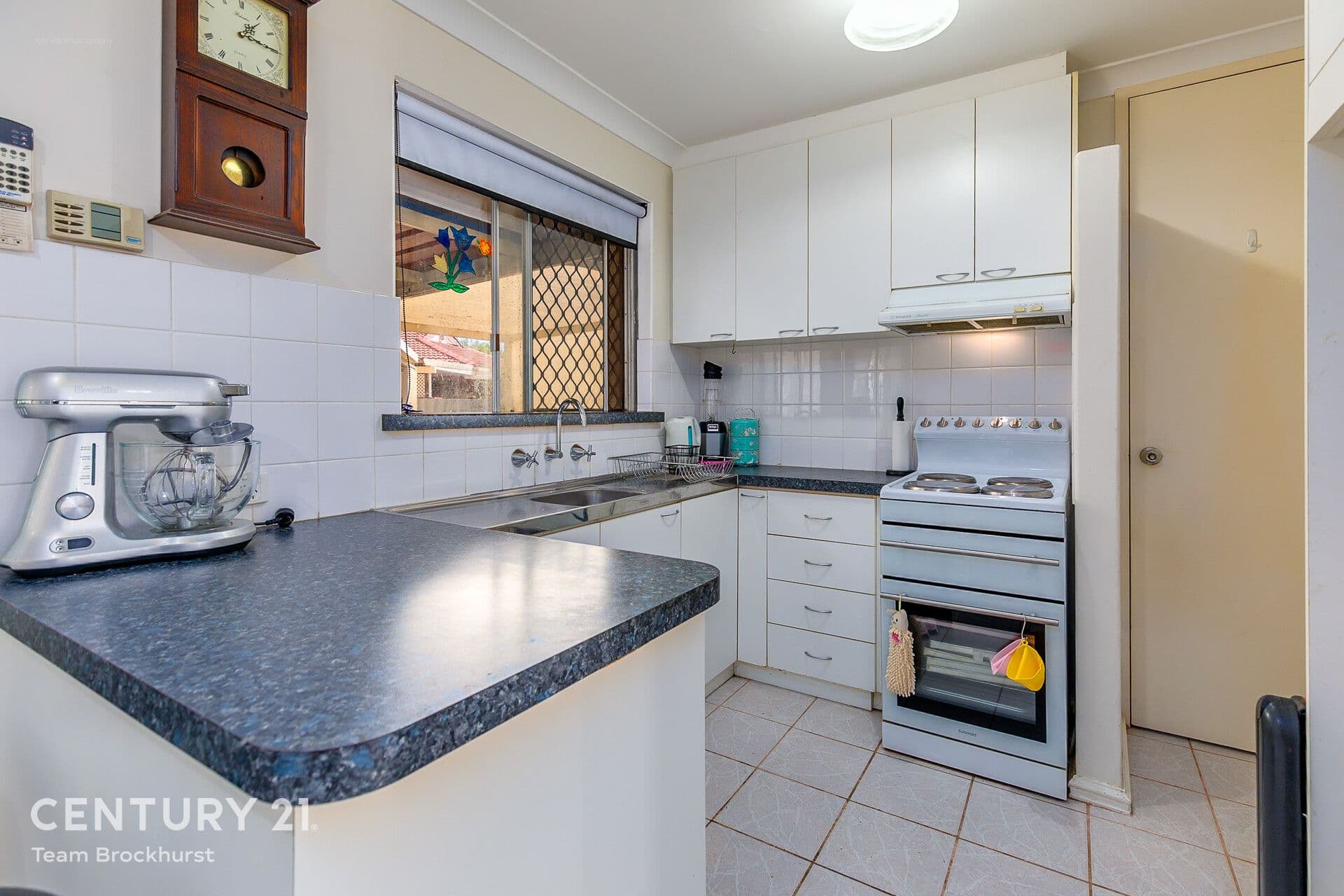 7/10 Warton Rd, Huntingdale, WA, 6110, Thornlie - Image 1