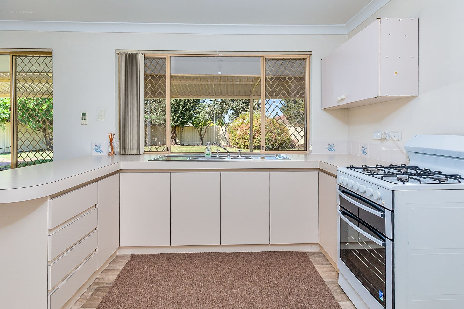 7/10 Warton Rd, Huntingdale, WA, 6110, Thornlie - Thumbnail 2