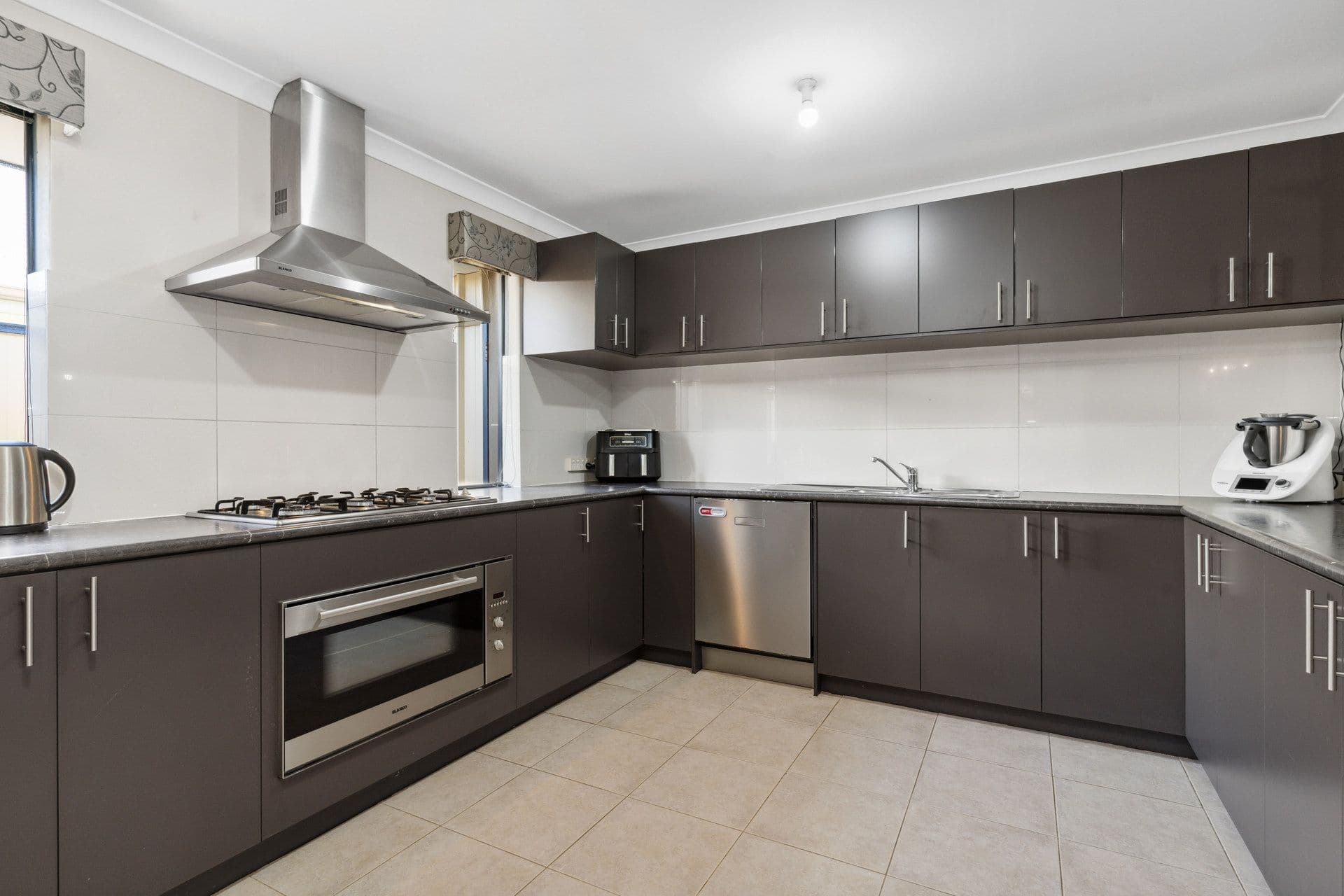 7/10 Warton Rd, Huntingdale, WA, 6110, Success - Thumbnail 2