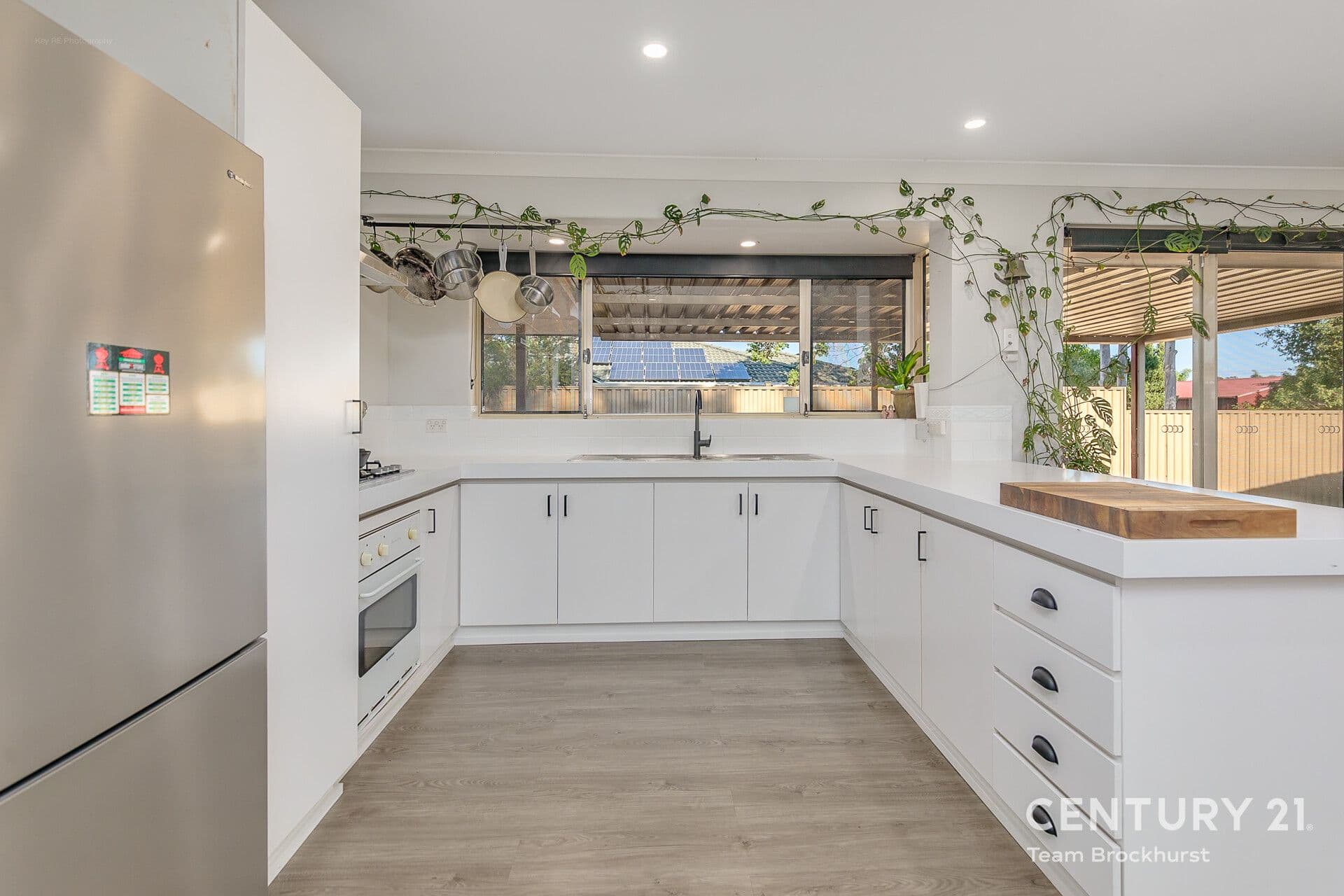 7/10 Warton Rd, Huntingdale, WA, 6110, Gosnells - Image 1
