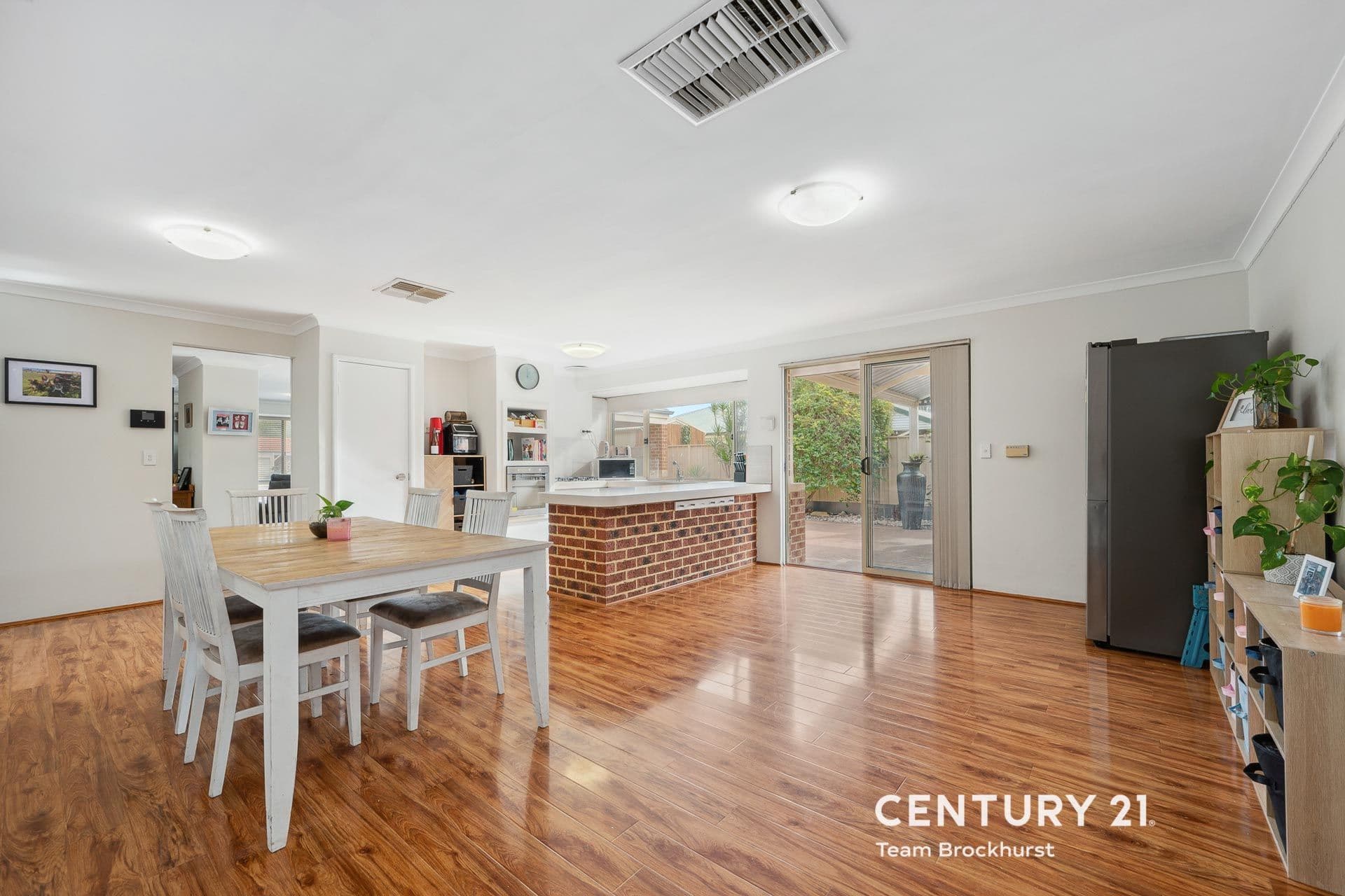 7/10 Warton Rd, Huntingdale, WA, 6110, Huntingdale - Thumbnail 2