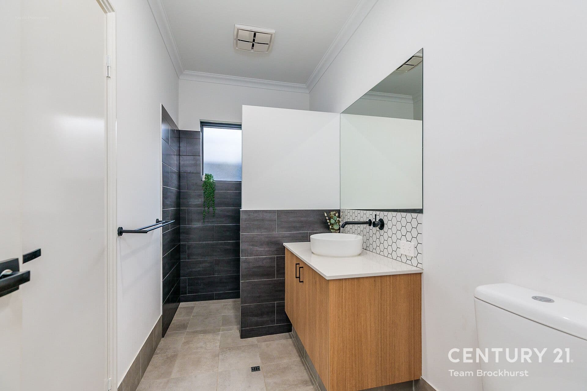 7/10 Warton Rd, Huntingdale, WA, 6110, Bushmead - Thumbnail 7