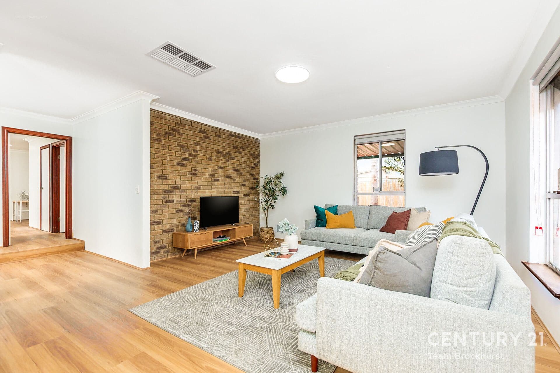 7/10 Warton Rd, Huntingdale, WA, 6110, Huntingdale - Thumbnail 2