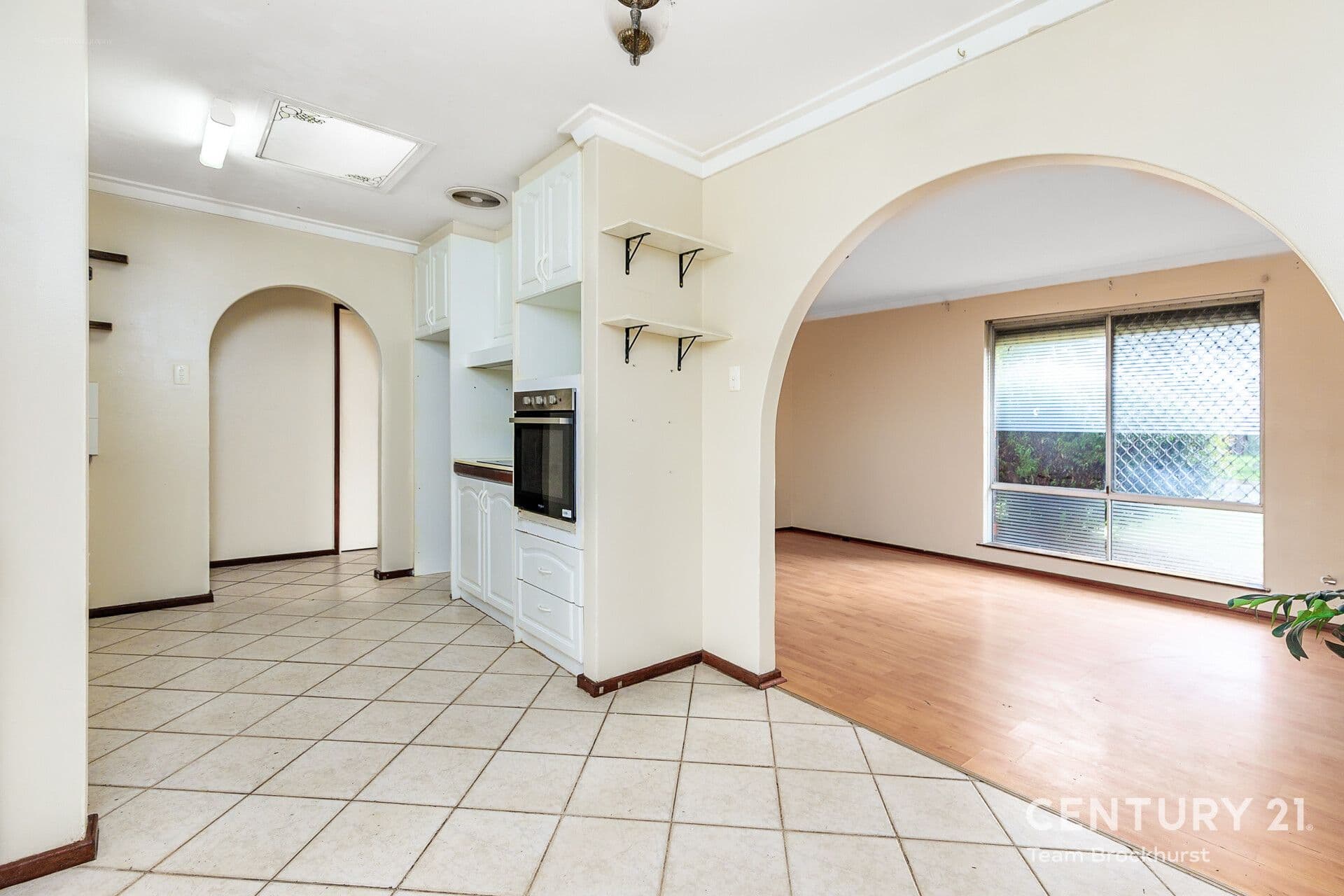 7/10 Warton Rd, Huntingdale, WA, 6110, Huntingdale - Thumbnail 2