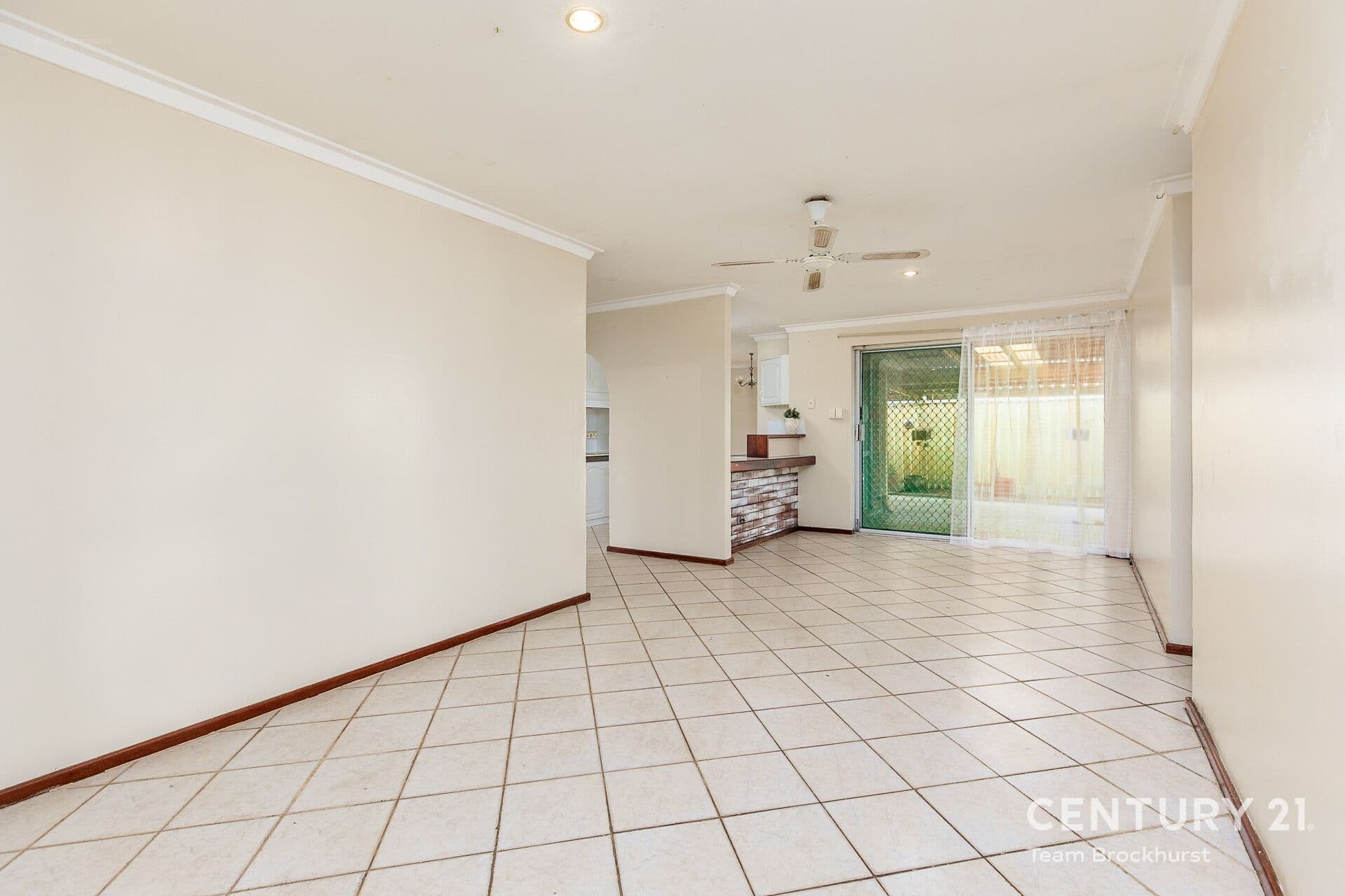 7/10 Warton Rd, Huntingdale, WA, 6110, Huntingdale - Thumbnail 3