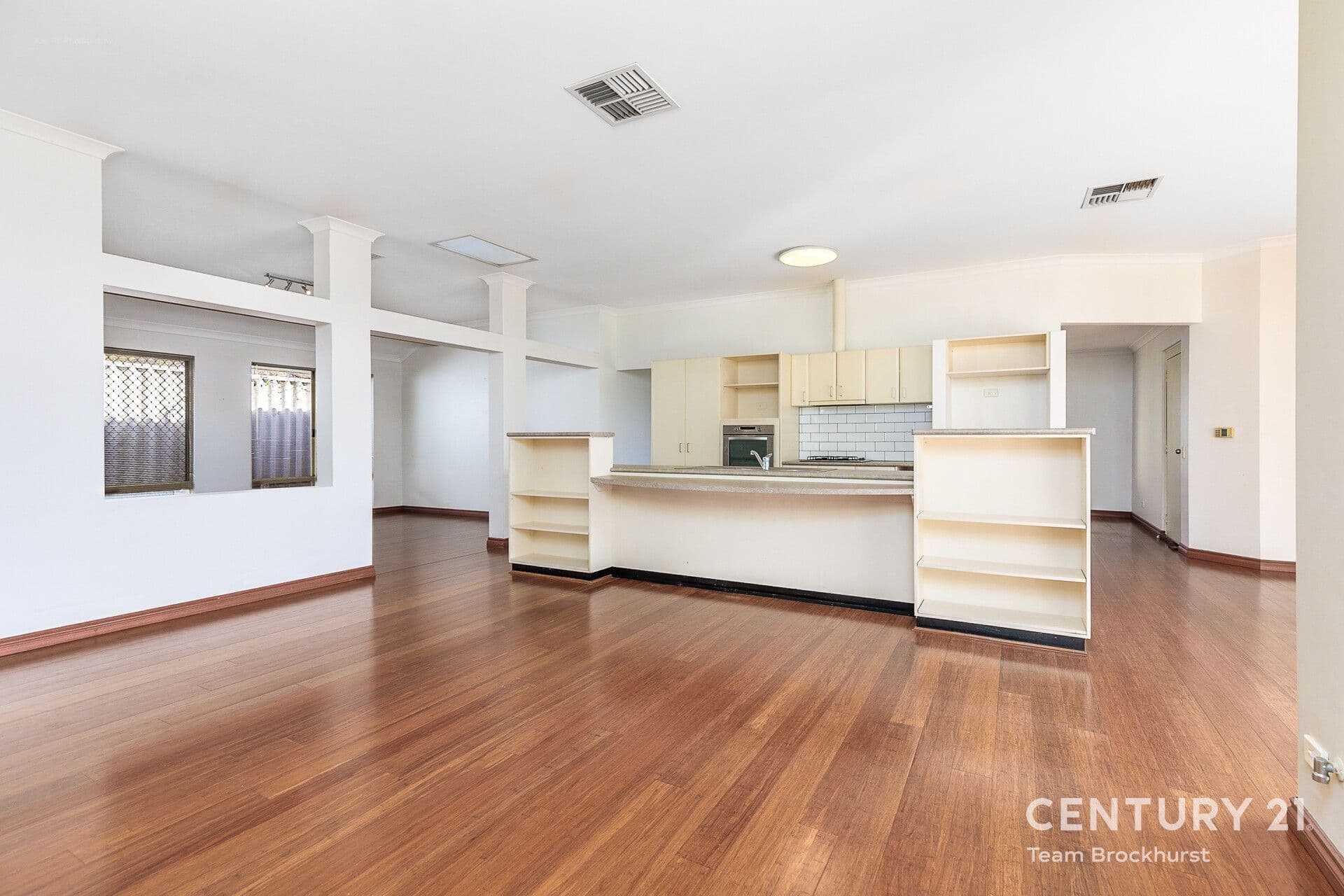 7/10 Warton Rd, Huntingdale, WA, 6110, Huntingdale - Thumbnail 2