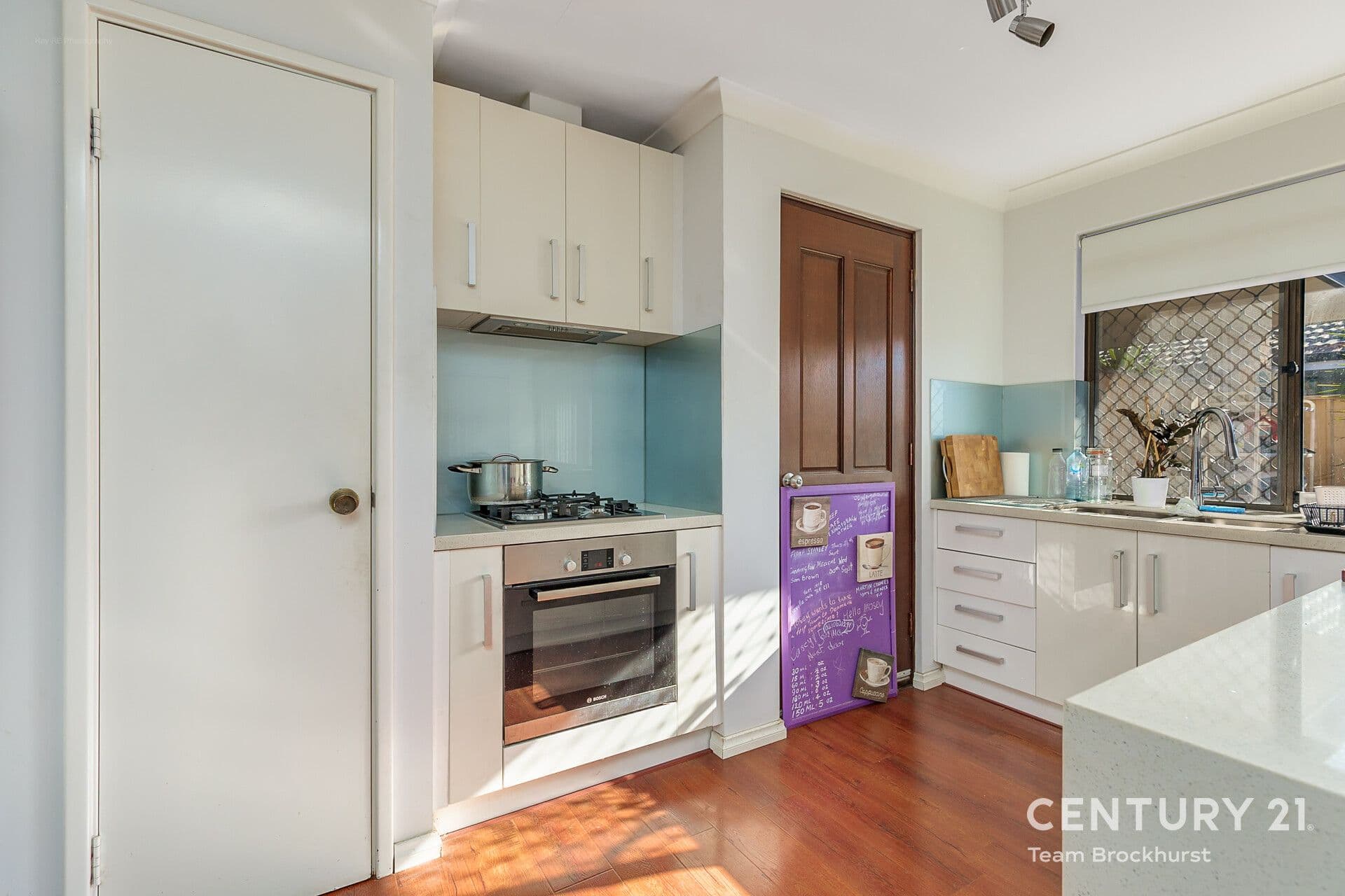 7/10 Warton Rd, Huntingdale, WA, 6110, Huntingdale - Thumbnail 2