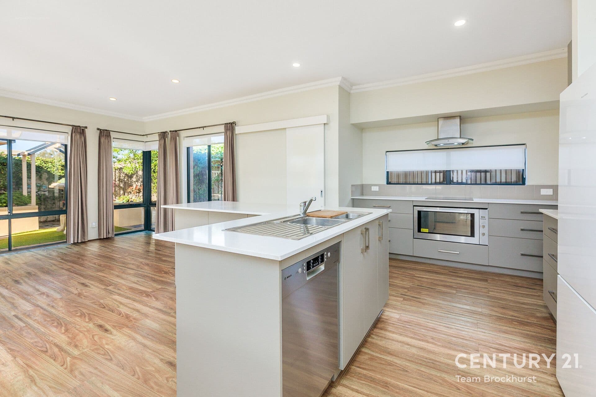 7/10 Warton Rd, Huntingdale, WA, 6110, Beckenham - Thumbnail 2